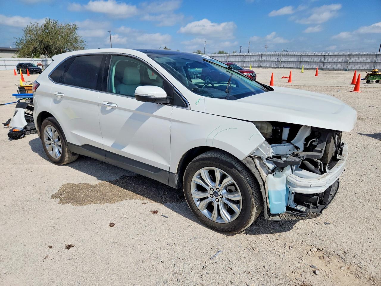2021 Ford Edge Titanium White vin: 2FMPK4K91MBA26375