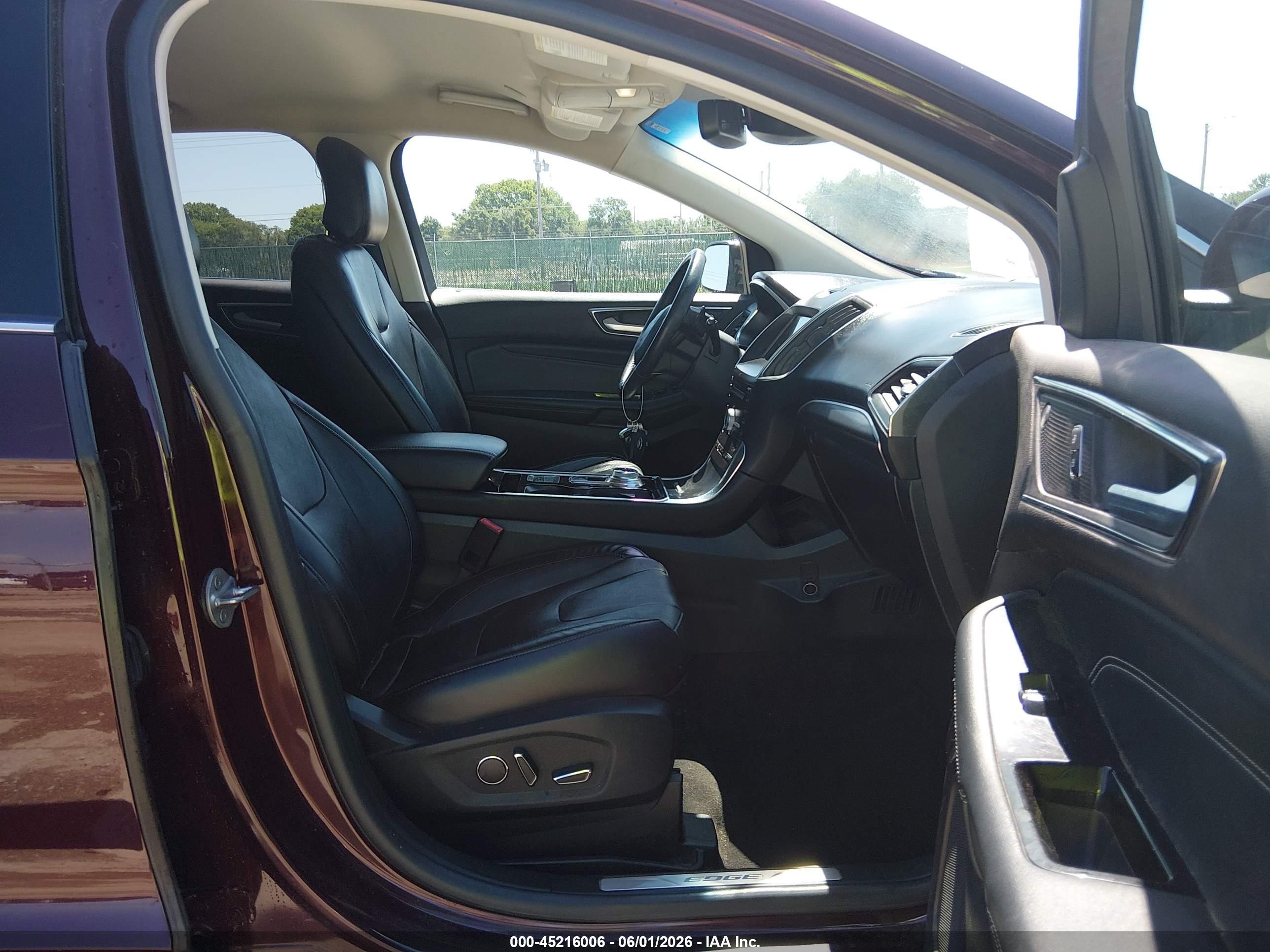 2019 Ford Edge Titanium Burgundy vin: 2FMPK4K92KBB50006