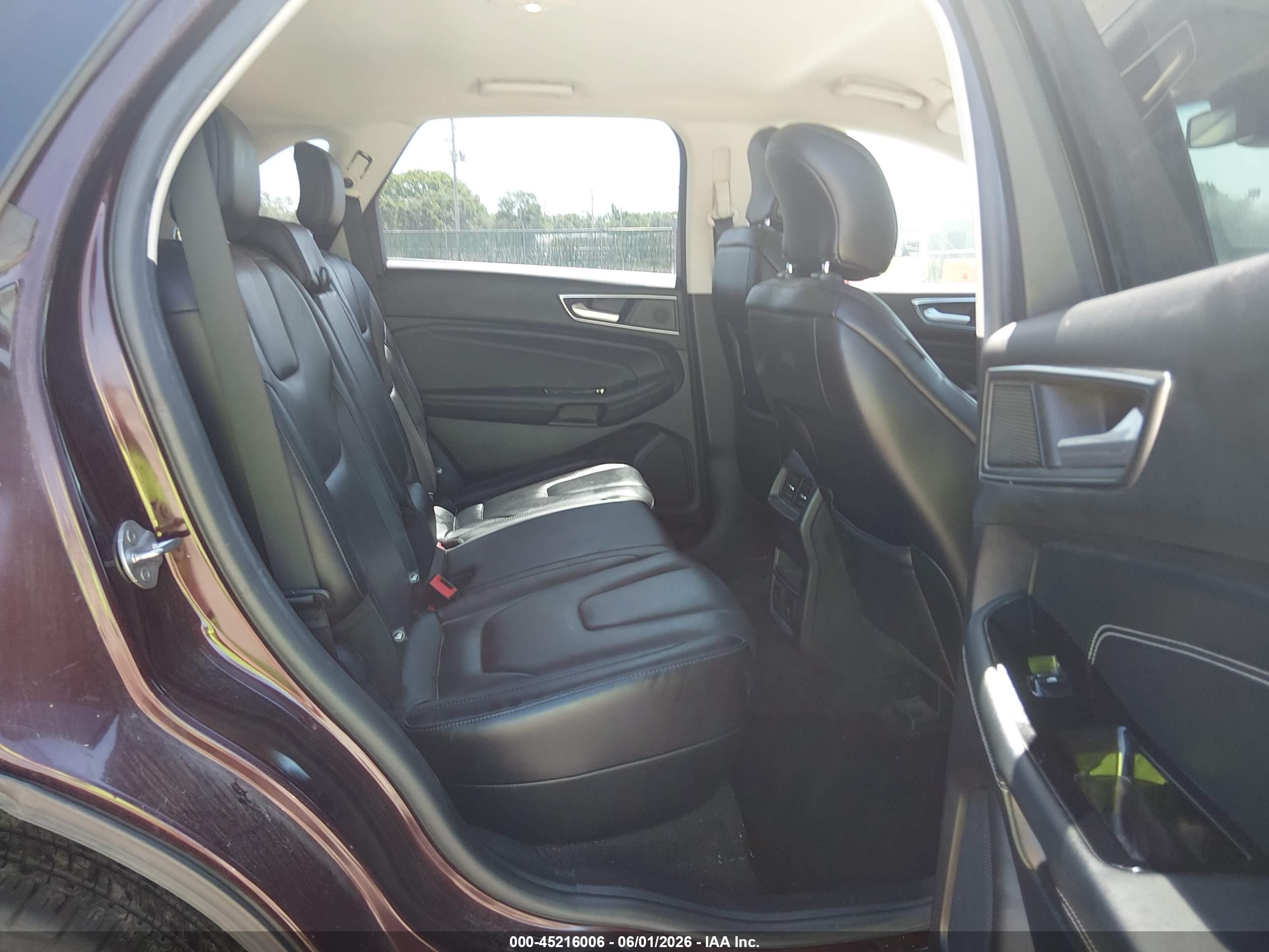 2019 Ford Edge Titanium Burgundy vin: 2FMPK4K92KBB50006