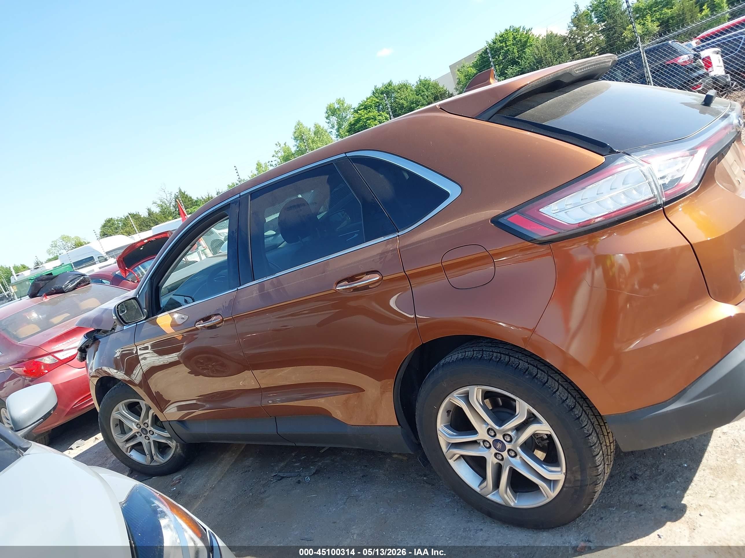 2017 Ford Edge Titanium Золотой vin: 2FMPK4K93HBB29030