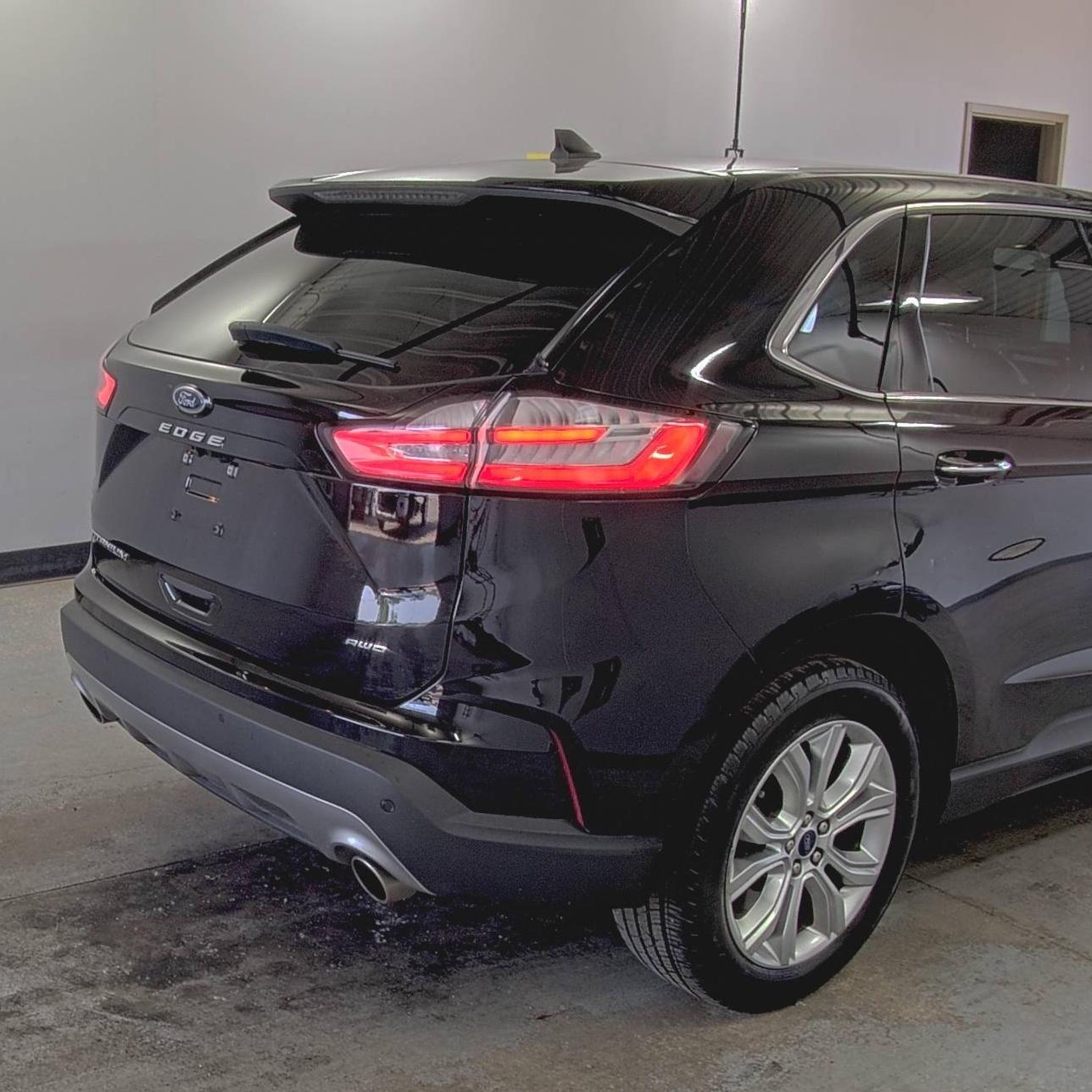 2021 Ford Edge Titanium vin: 2FMPK4K94MBA50492