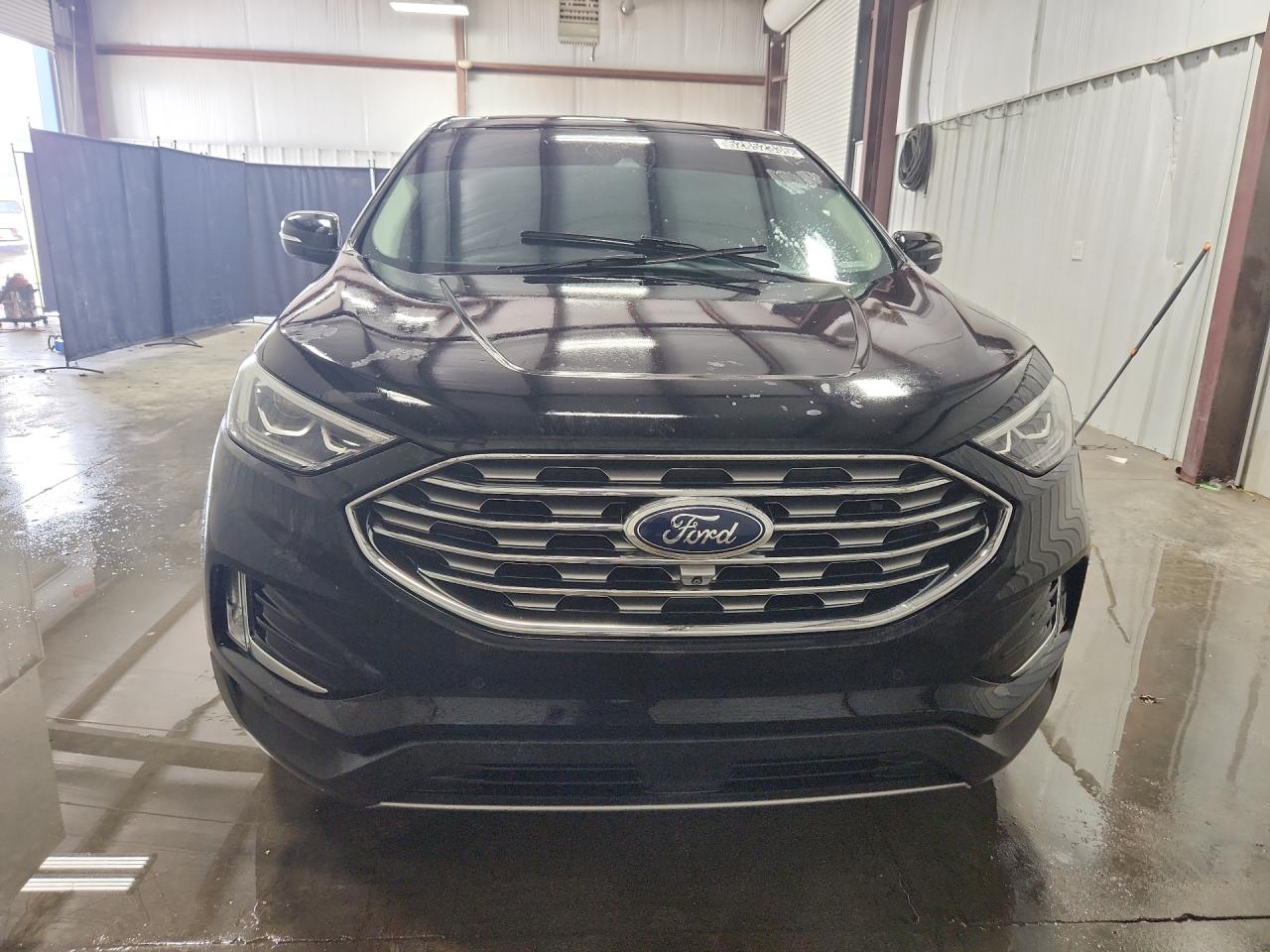 2019 Ford Edge Titanium Black vin: 2FMPK4K95KBB68404 Damage: Hood, Chipped, 2