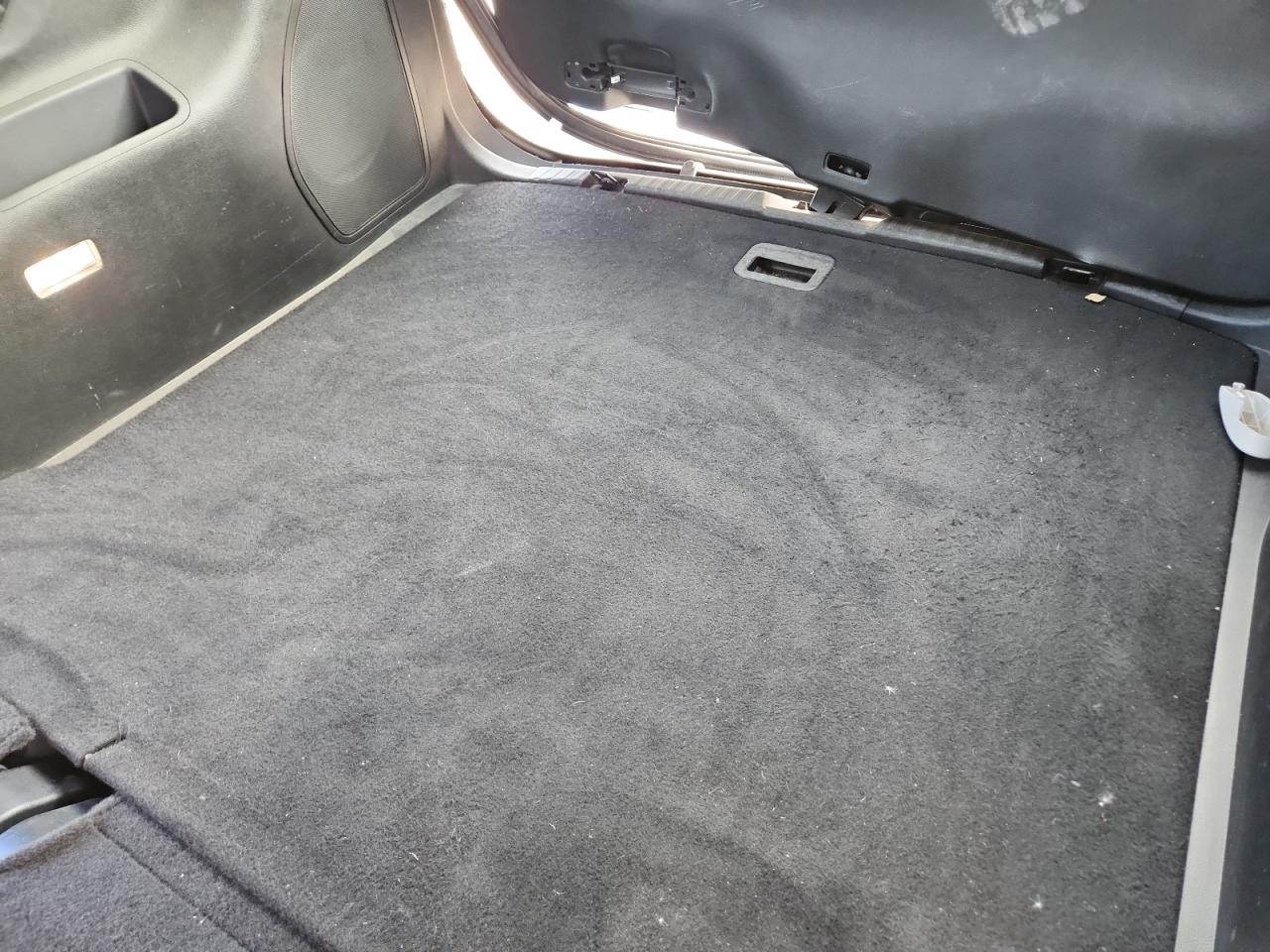 2022 Ford Edge Titanium Черный vin: 2FMPK4K95NBA31578 Damage: Trunk Trim, Broken, Replacement Required
