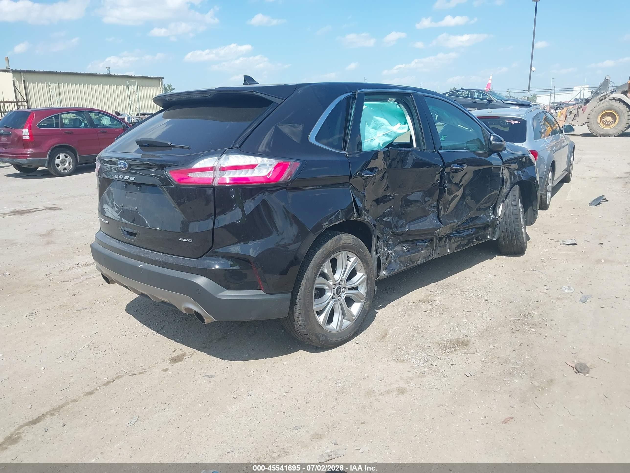 2023 Ford Edge Titanium Черный vin: 2FMPK4K95PBA00768
