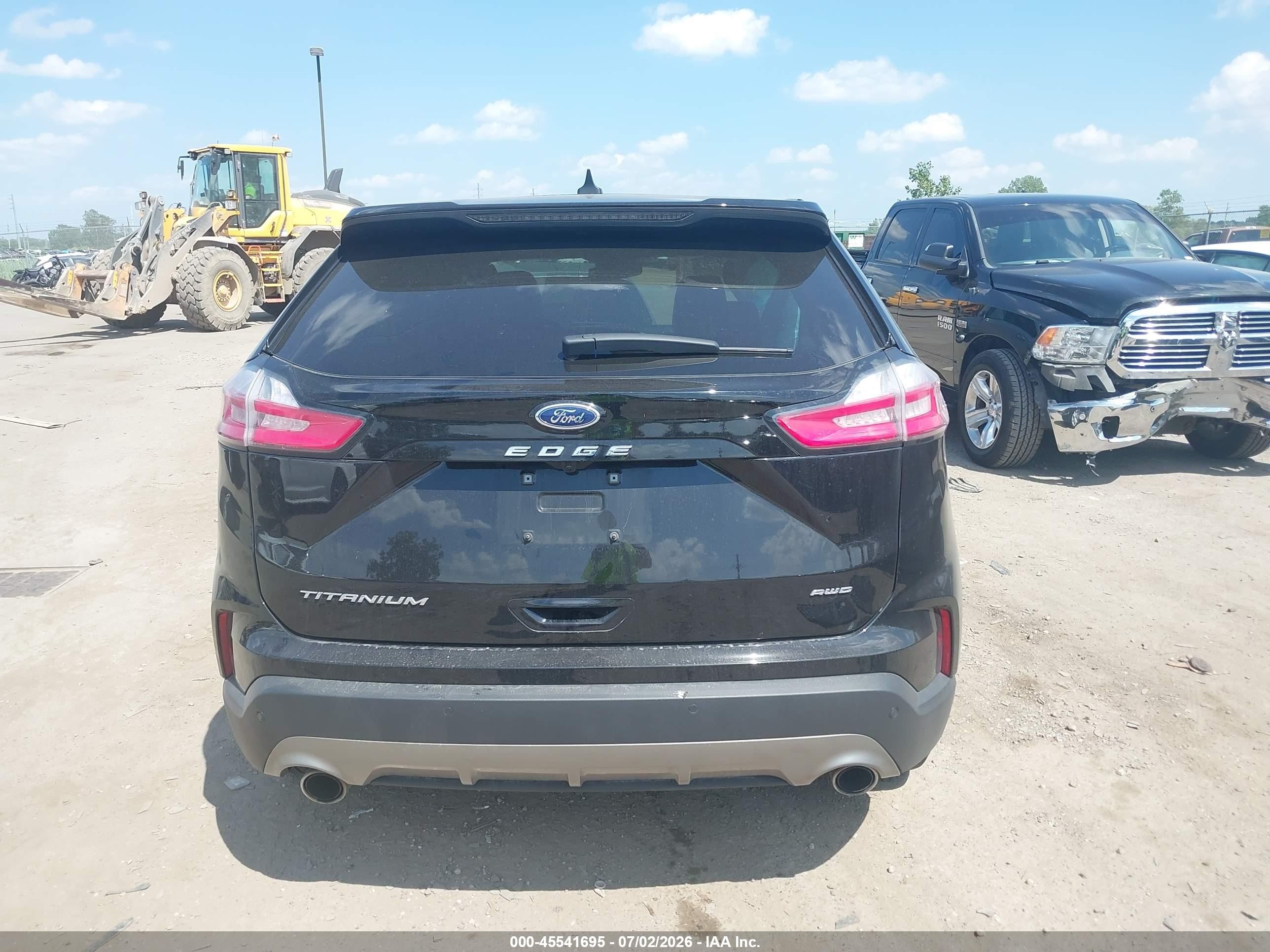 2023 Ford Edge Titanium Черный vin: 2FMPK4K95PBA00768
