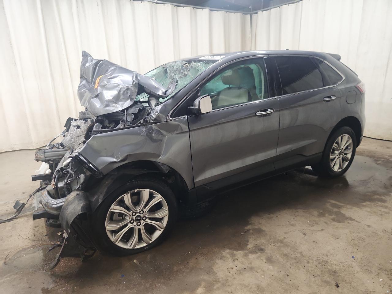 2024 Ford Edge Titanium Серый vin: 2FMPK4K95RBA48399 Damage: Left Front Fender, Severe Damage, Replacement Required