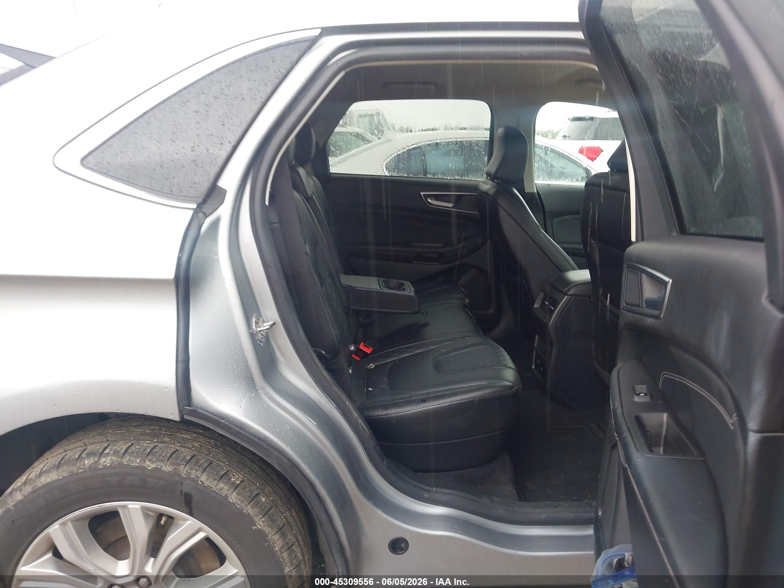 2024 Ford Edge Titanium Silver vin: 2FMPK4K96RBA50985