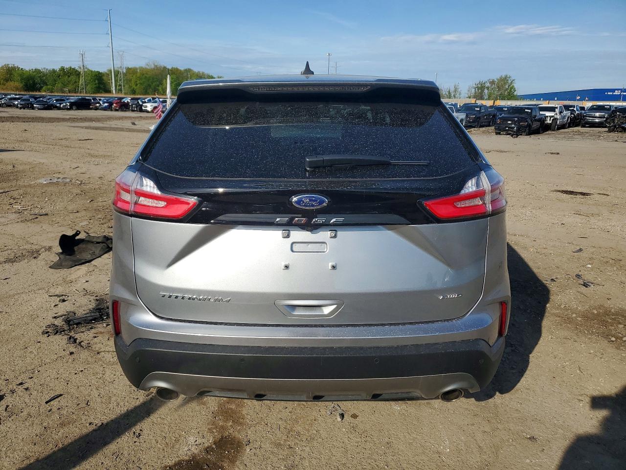 2024 Ford Edge Titanium Silver vin: 2FMPK4K97RBA49103