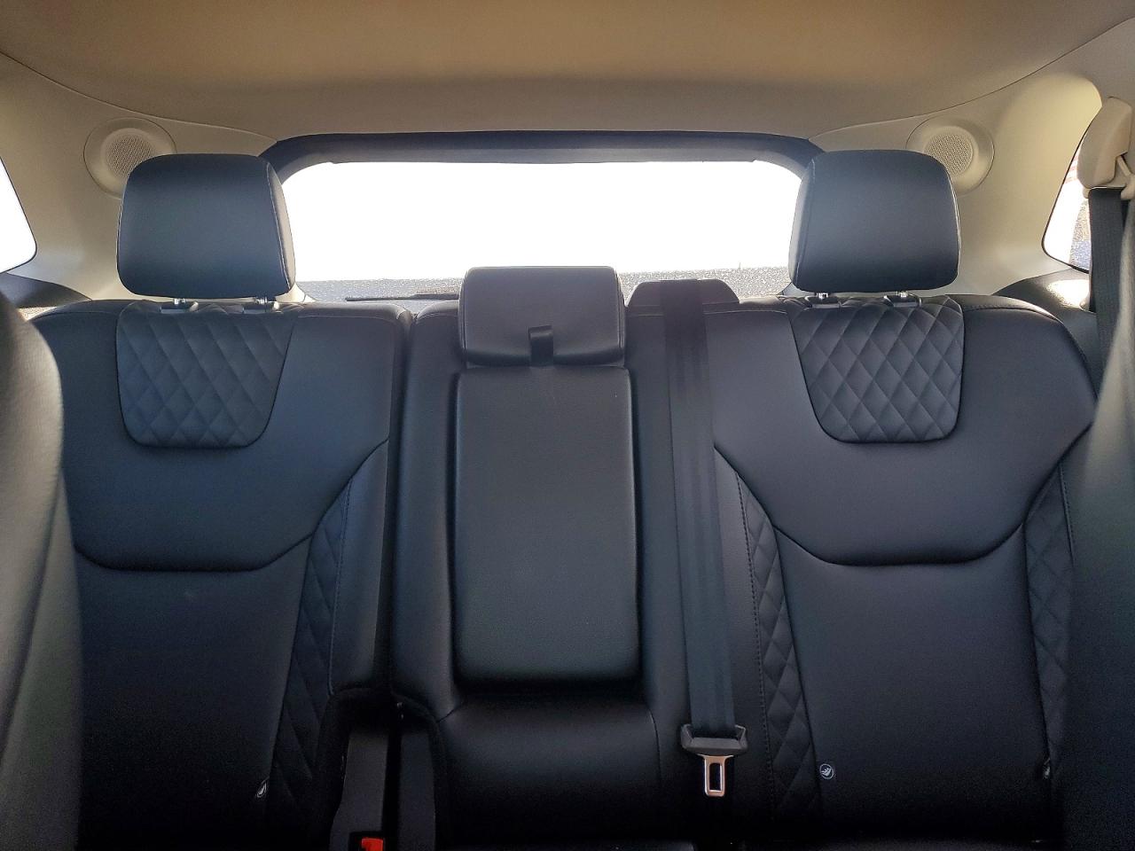 2024 Ford Edge Titanium Silver vin: 2FMPK4K97RBA49103