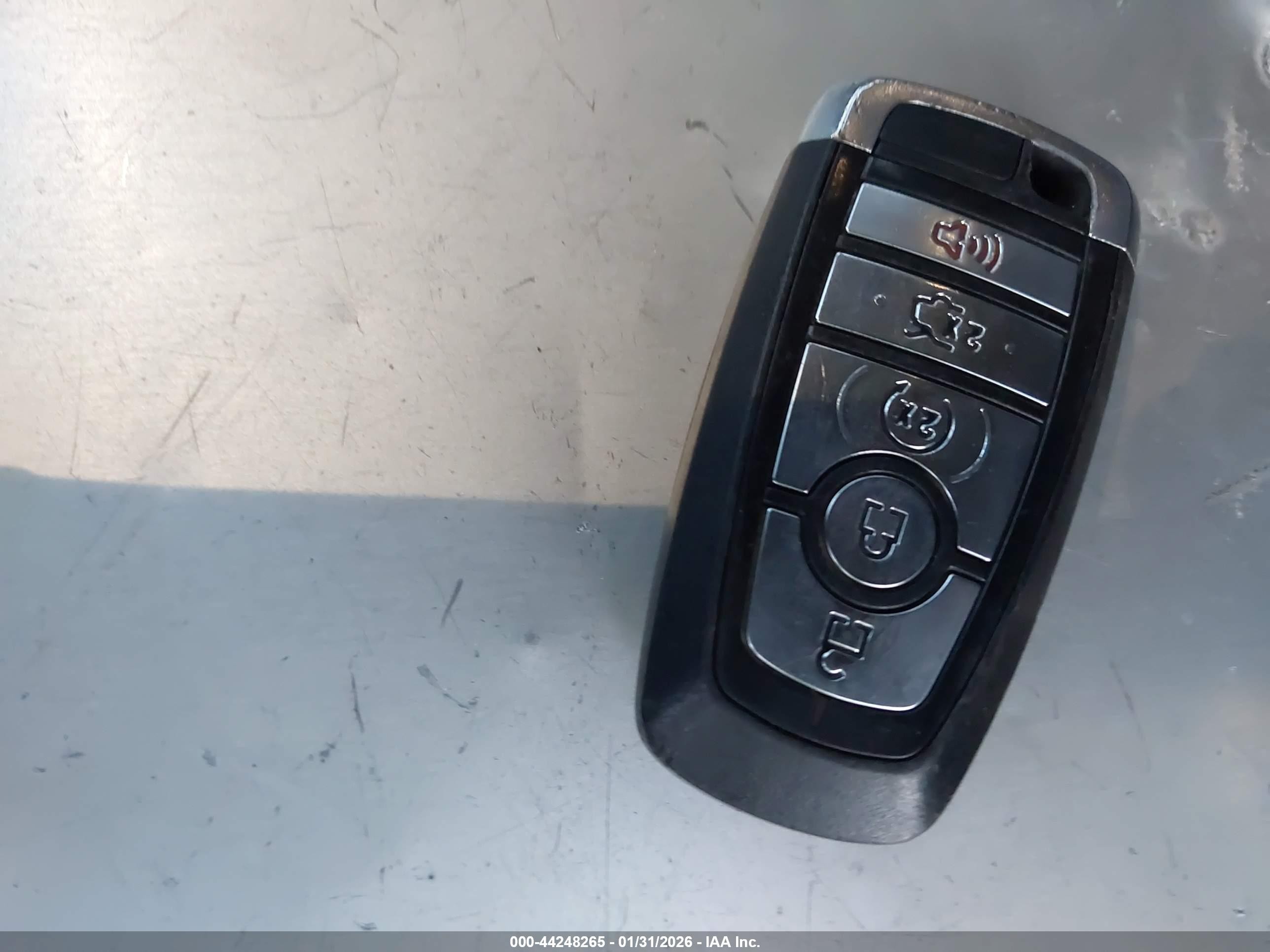 2019 Ford Edge Titanium Синий vin: 2FMPK4K98KBB66288