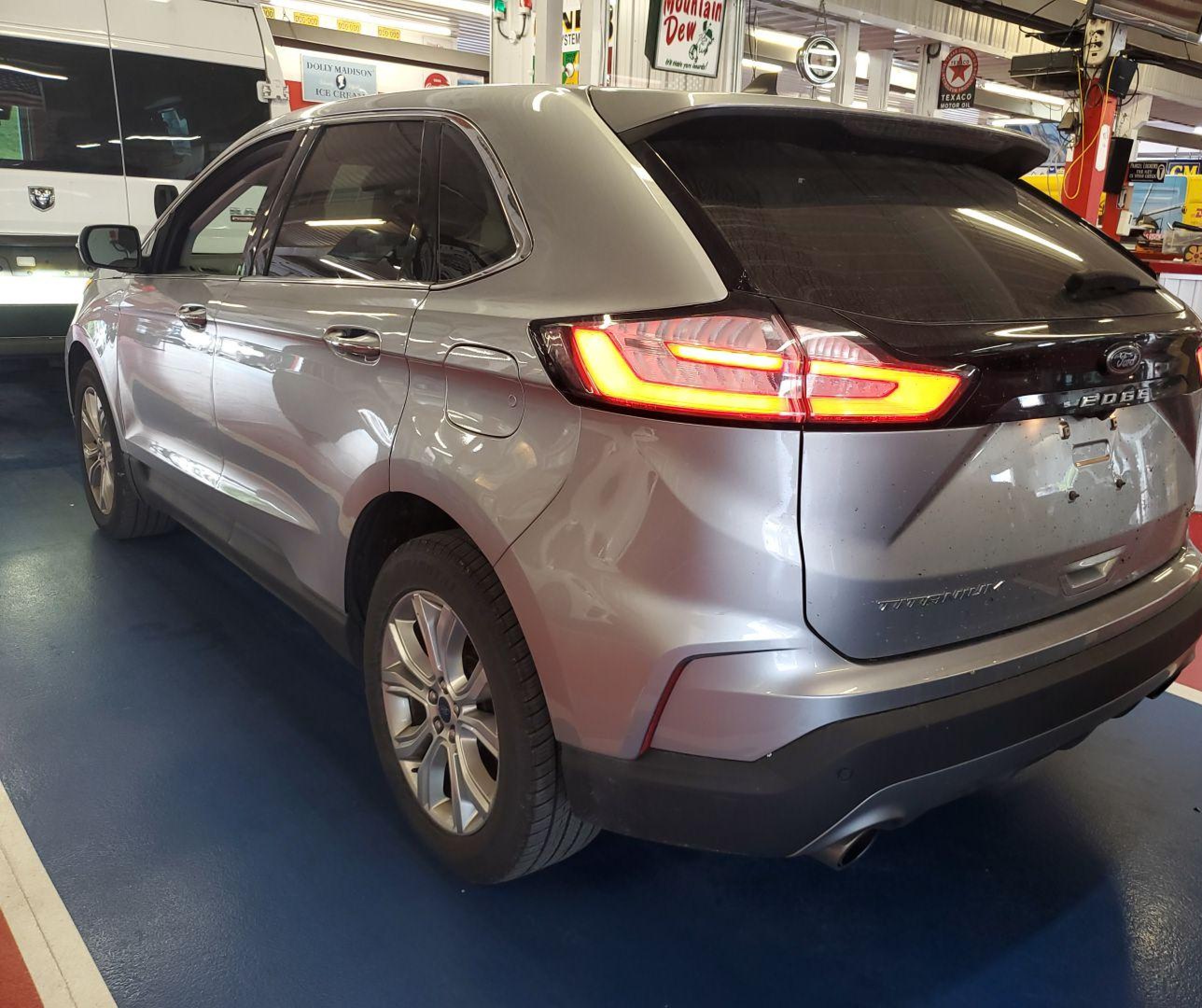 2021 Ford Edge Titanium vin: 2FMPK4K9XMBA53428
