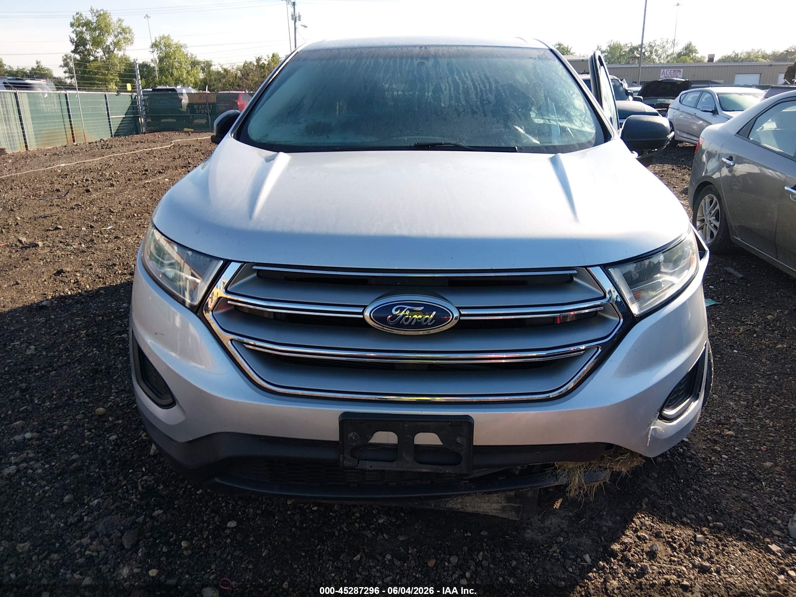 2015 Ford Edge Se Silver vin: 2FMTK3G86FBC27250