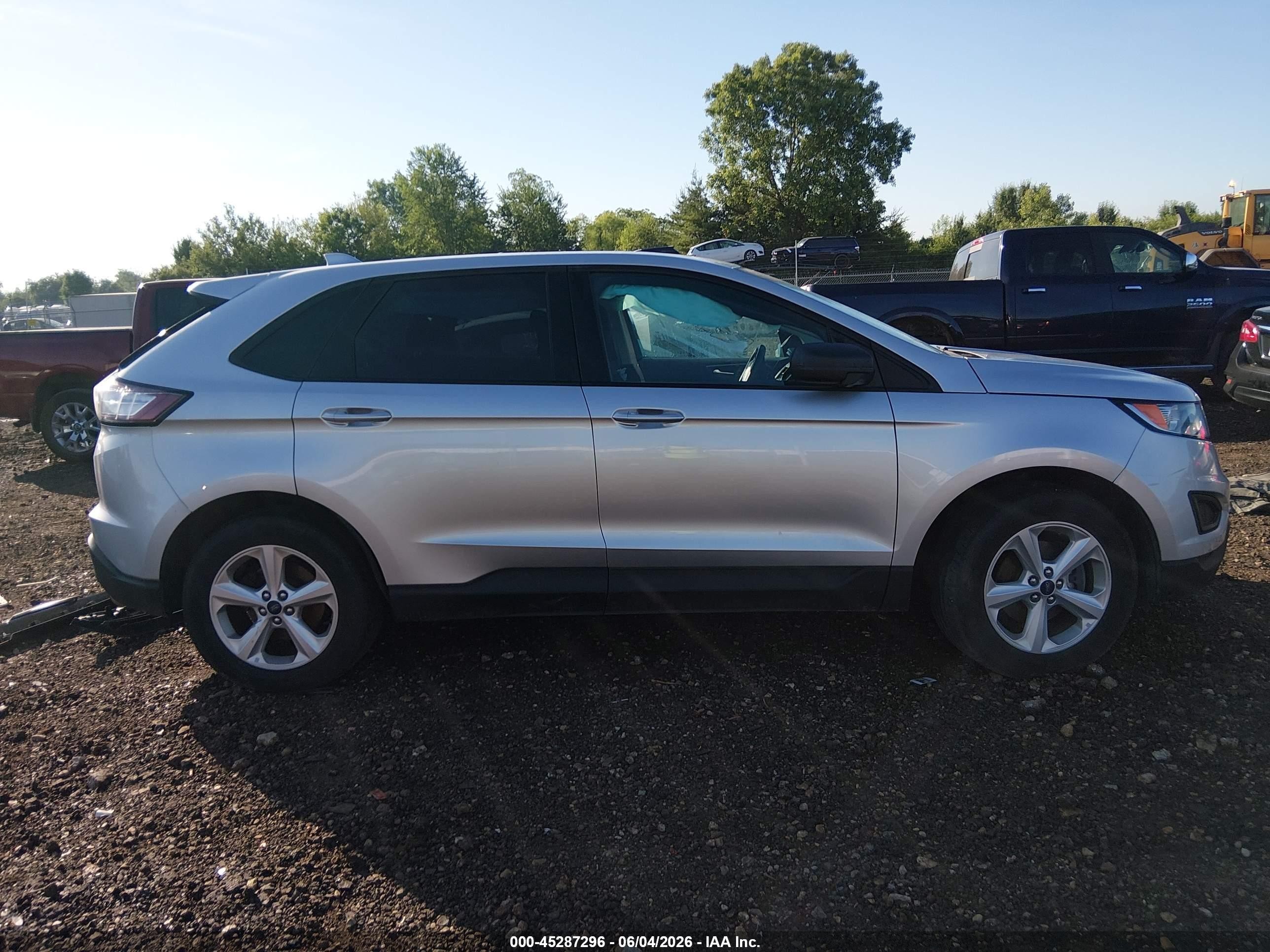 2015 Ford Edge Se Silver vin: 2FMTK3G86FBC27250