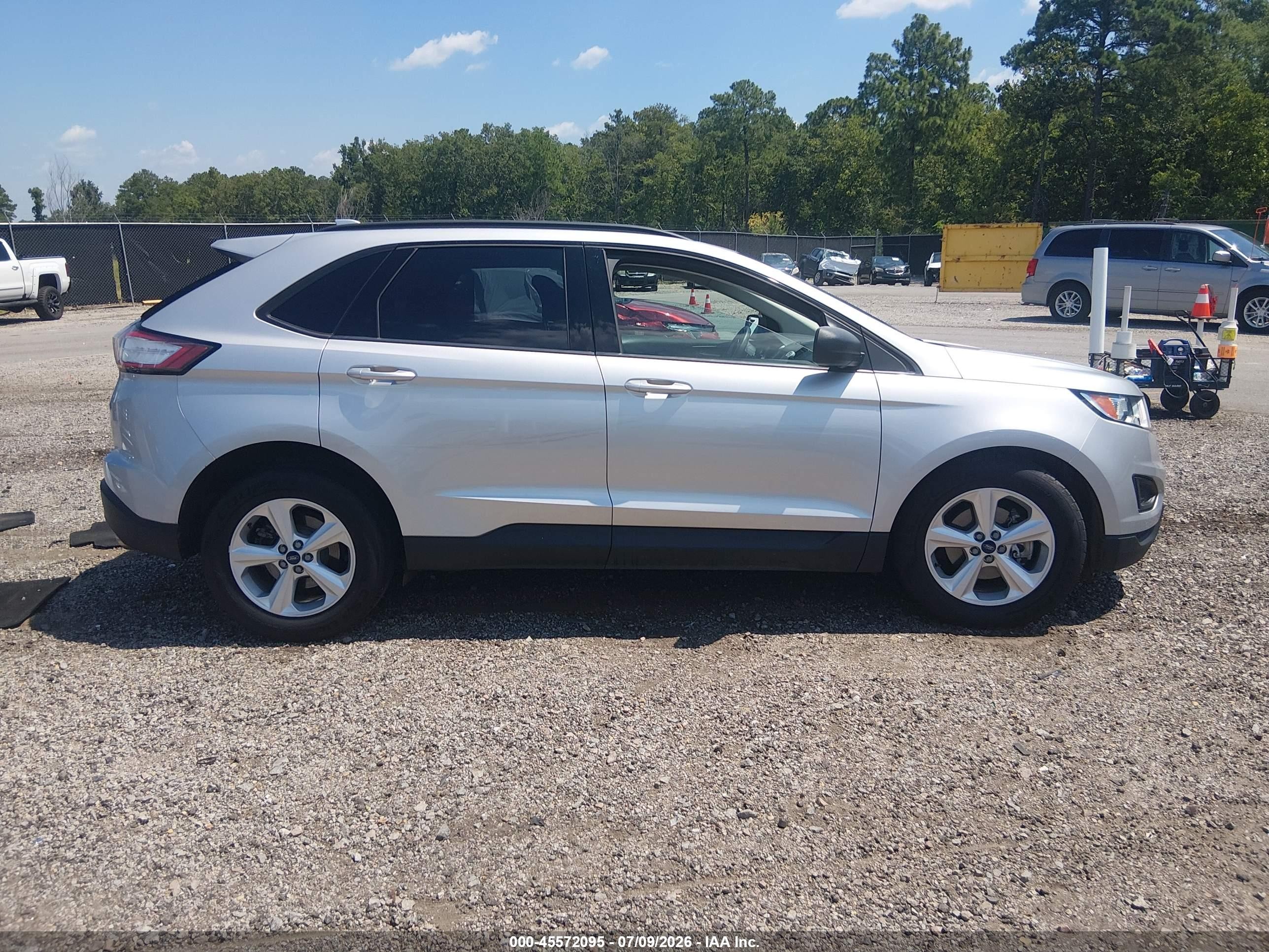 2015 Ford Edge Se Серебряный vin: 2FMTK3G87FBB76003