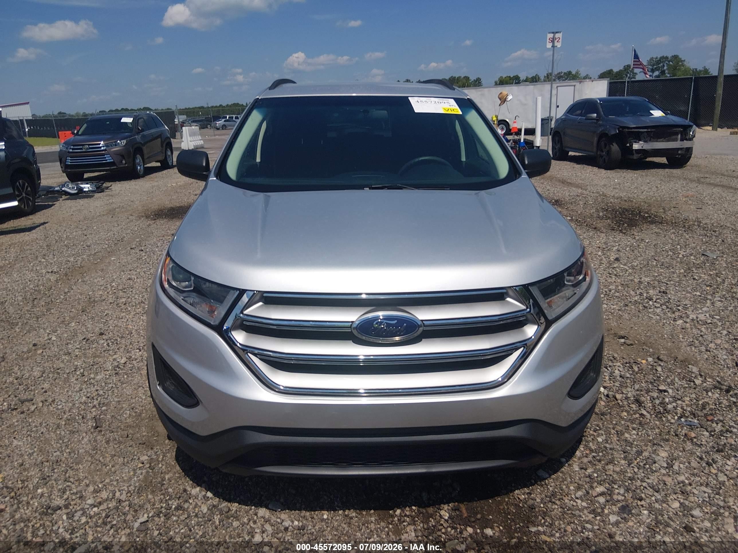 2015 Ford Edge Se Серебряный vin: 2FMTK3G87FBB76003