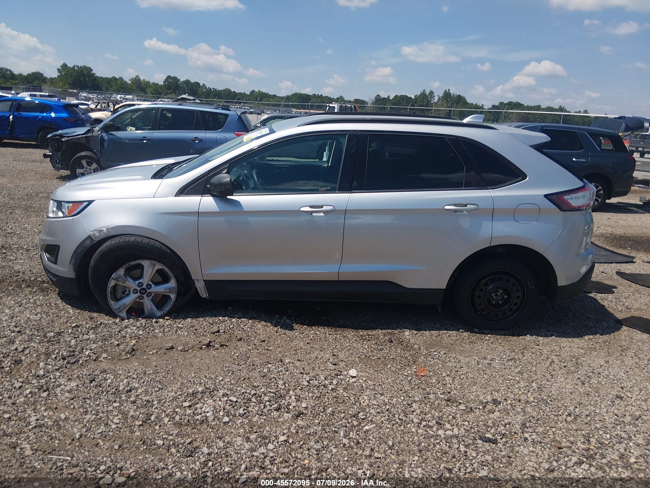 2015 Ford Edge Se Серебряный vin: 2FMTK3G87FBB76003