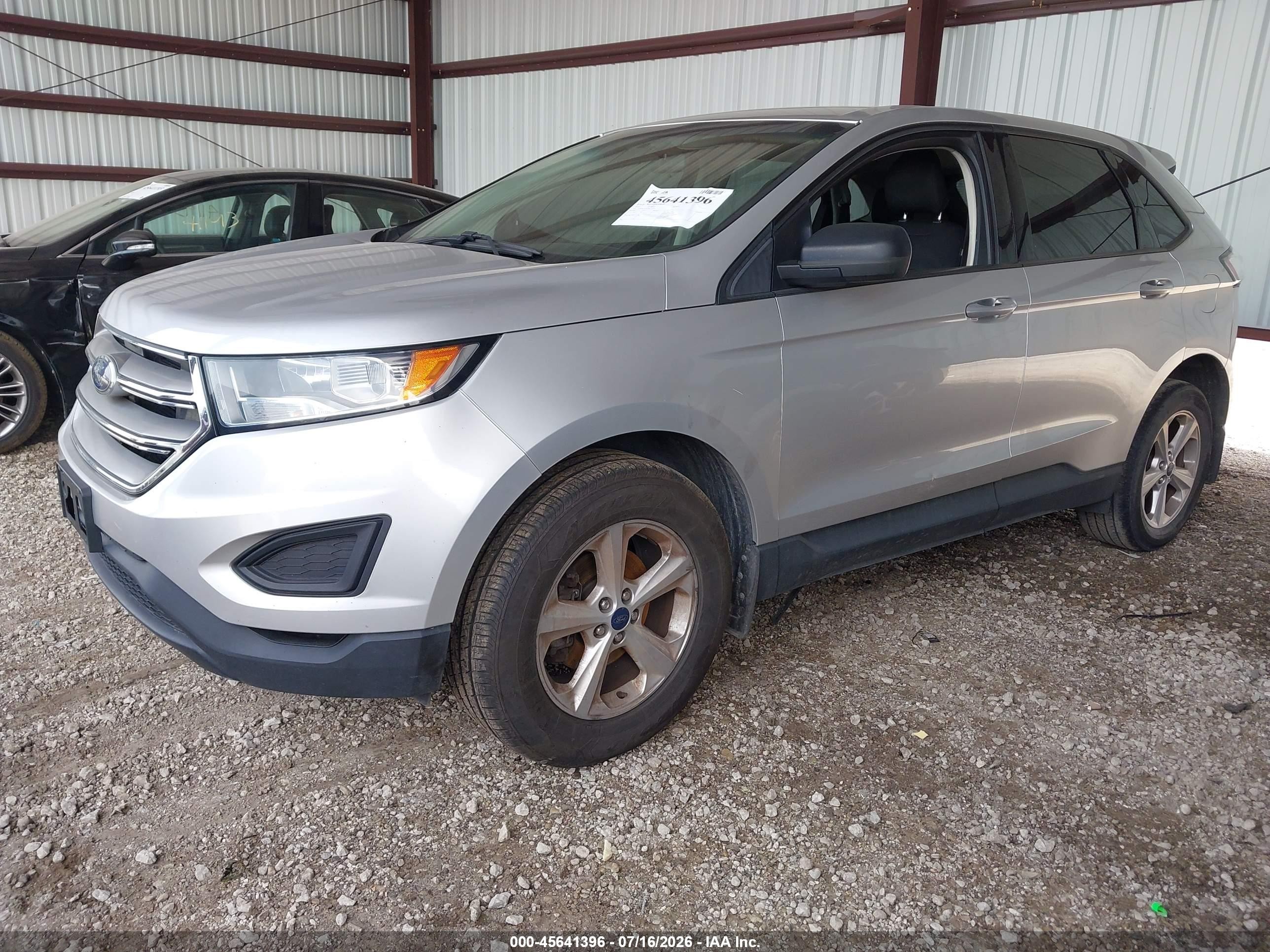 2015 Ford Edge Se Серебряный vin: 2FMTK3G91FBC32977