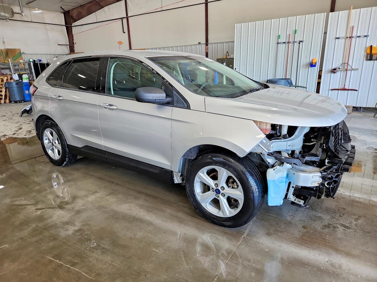 2015 Ford Edge Se Серебряный vin: 2FMTK3G94FBC29443