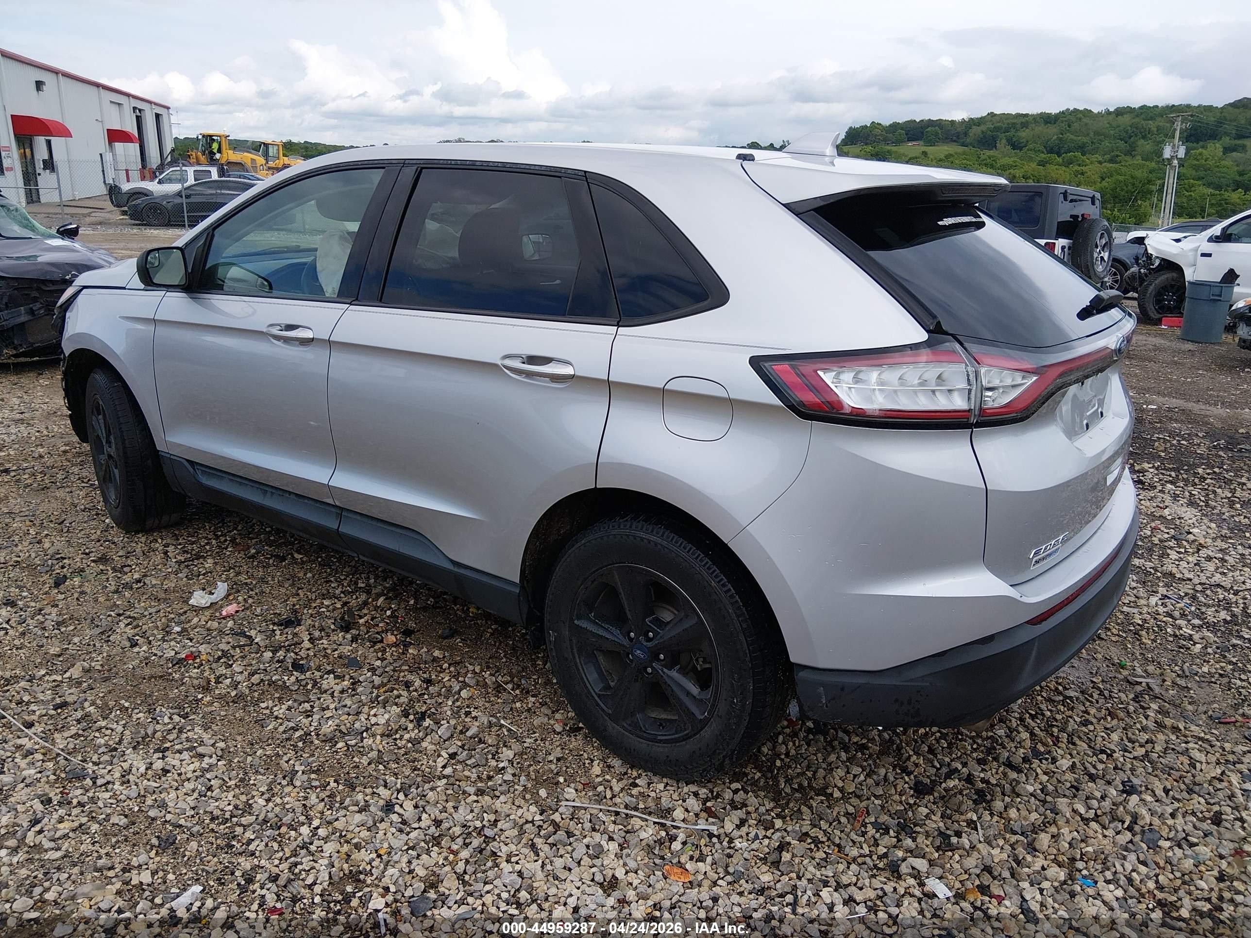 2015 Ford Edge Se Silver vin: 2FMTK3G96FBB43535