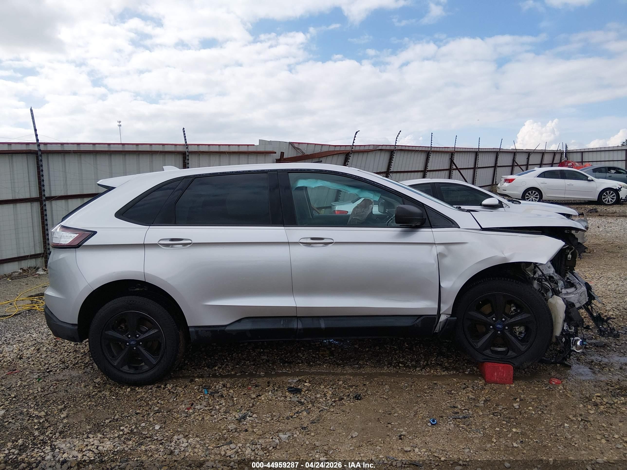 2015 Ford Edge Se Silver vin: 2FMTK3G96FBB43535