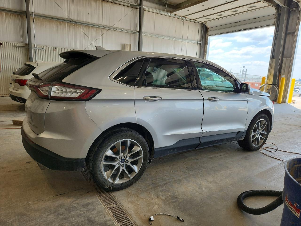 2015 Ford Edge Titanium Серебряный vin: 2FMTK3K80FBB39057