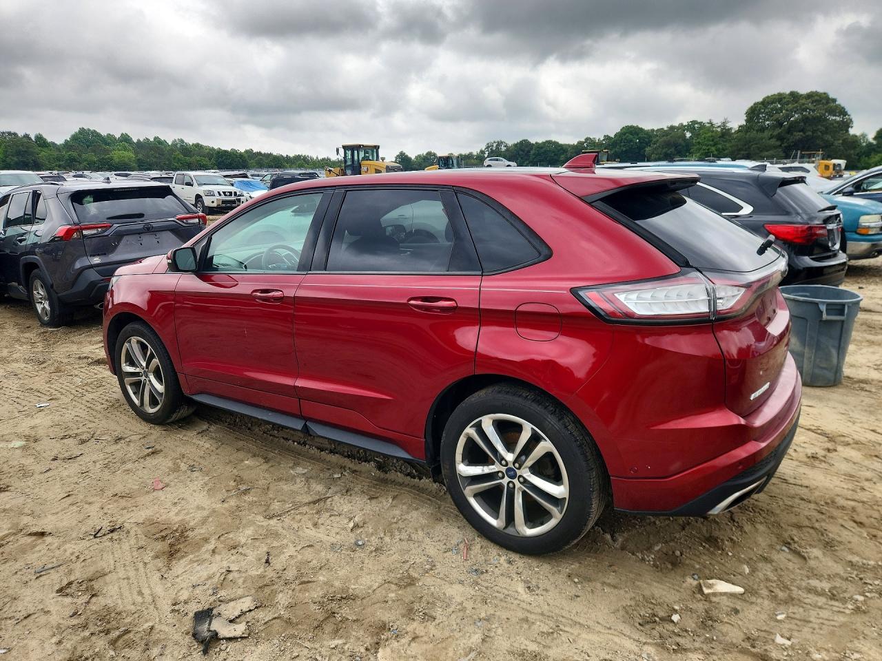 2015 Ford Edge Red vin: 2FMTK4AP2FBB58434