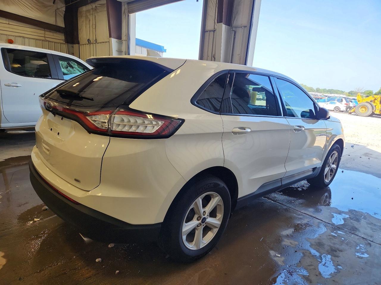 2015 Ford Edge Se White vin: 2FMTK4G88FBB39452