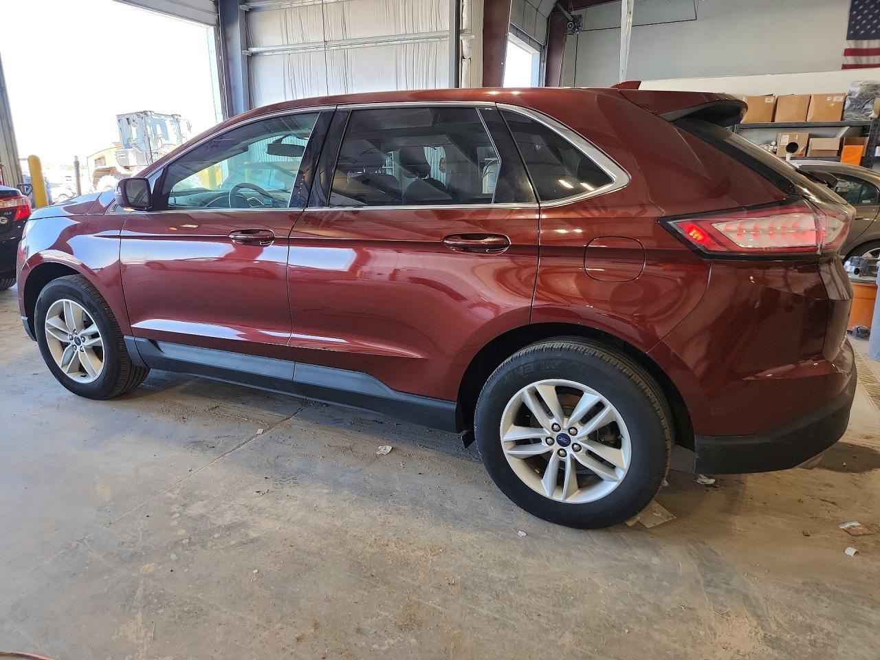 2015 Ford Edge Burgundy vin: 2FMTK4J84FBB92268