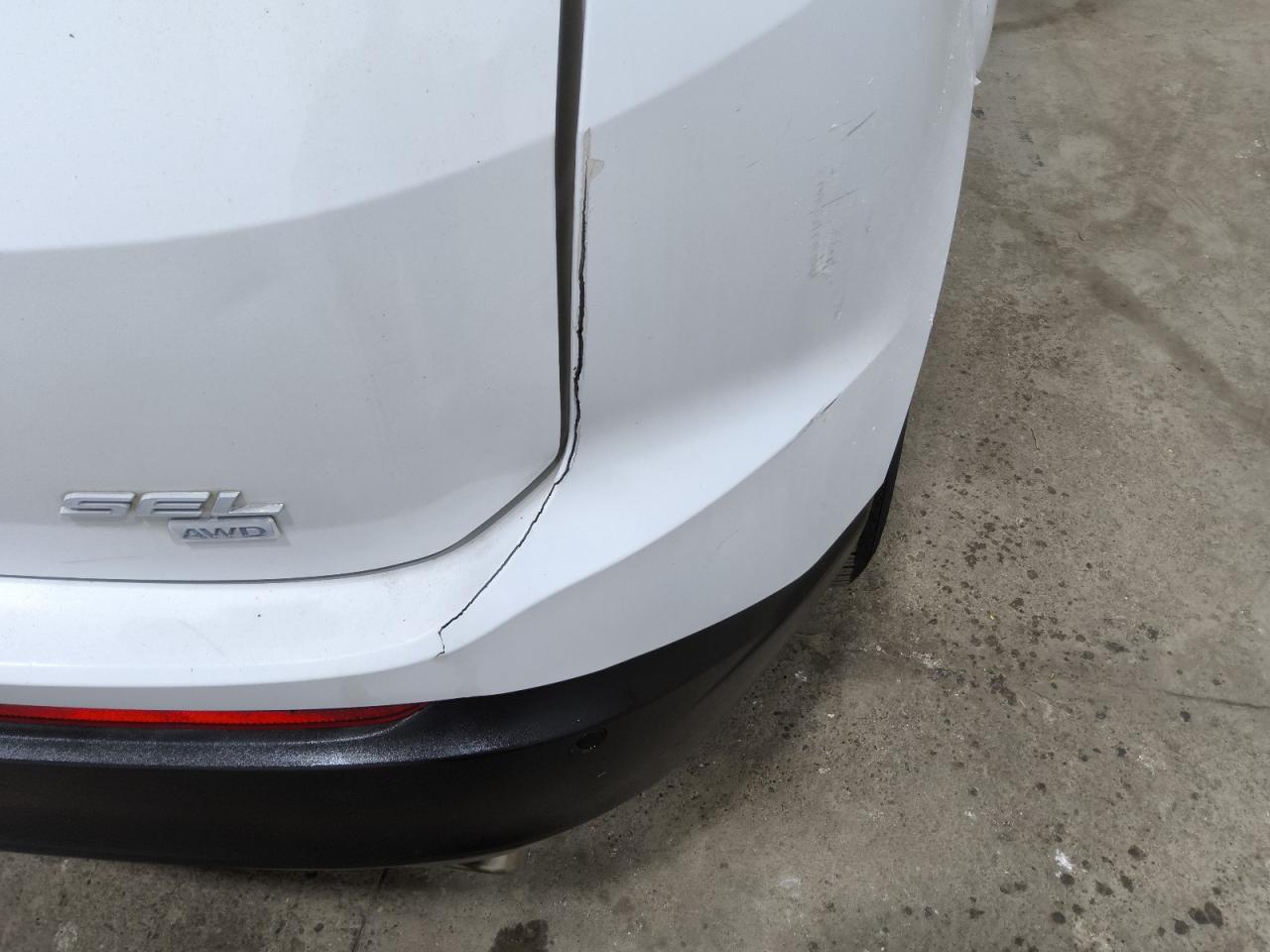 2015 Ford Edge Sel White vin: 2FMTK4J89FBC18508 Damage: Rear Bumper, Broken, Replacement Required