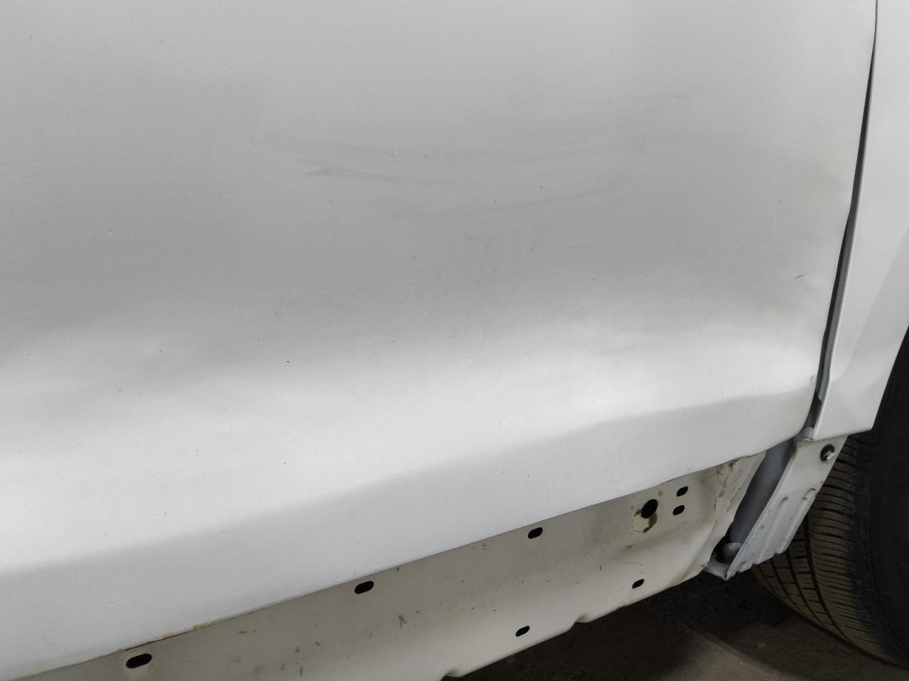 2015 Ford Edge Sel White vin: 2FMTK4J89FBC18508 Damage: Right Front Door, Dent(S) W/ Paint Dmg, 1 To 2 Inches