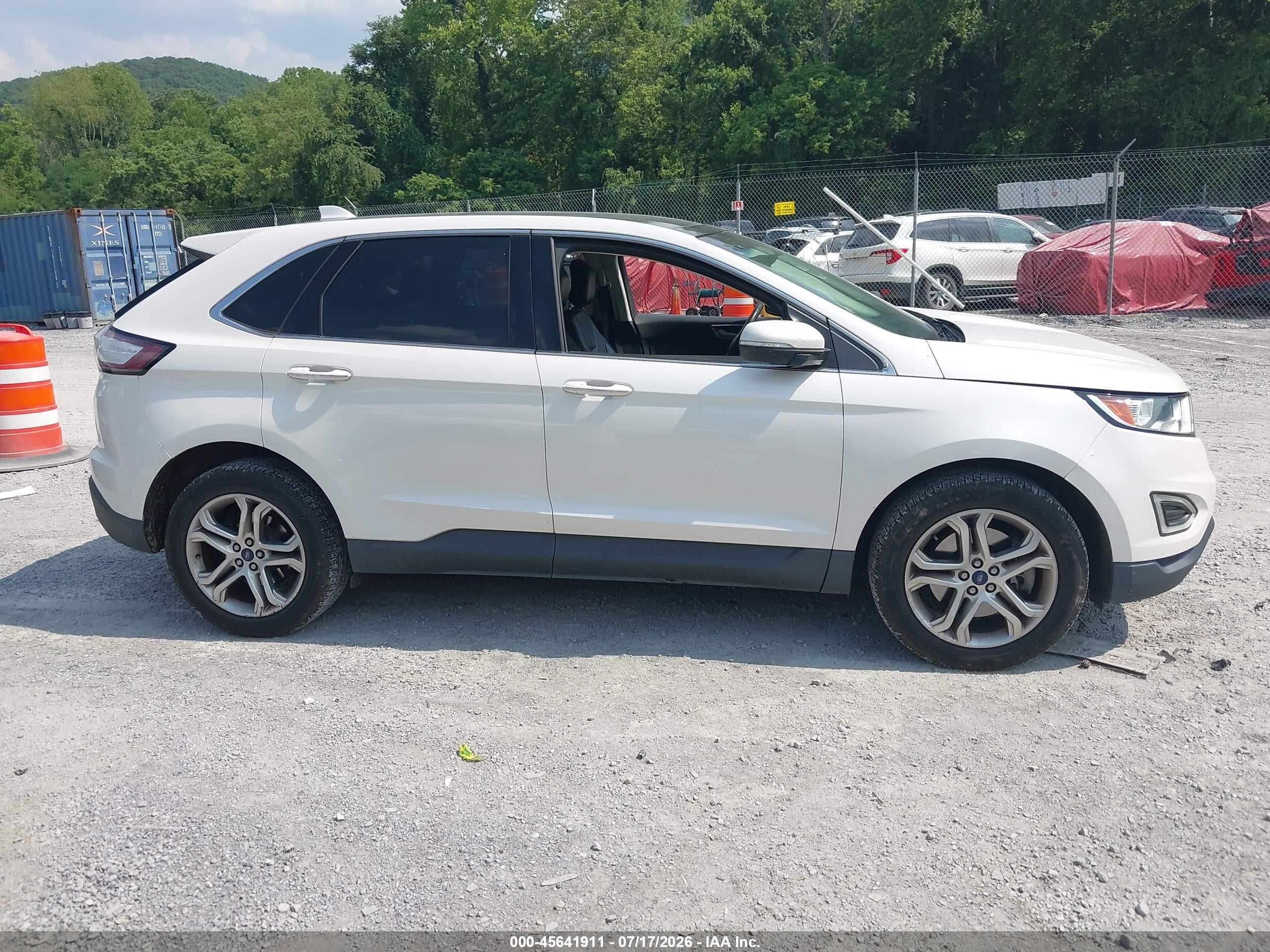 2015 Ford Edge Titanium White vin: 2FMTK4K86FBB41577