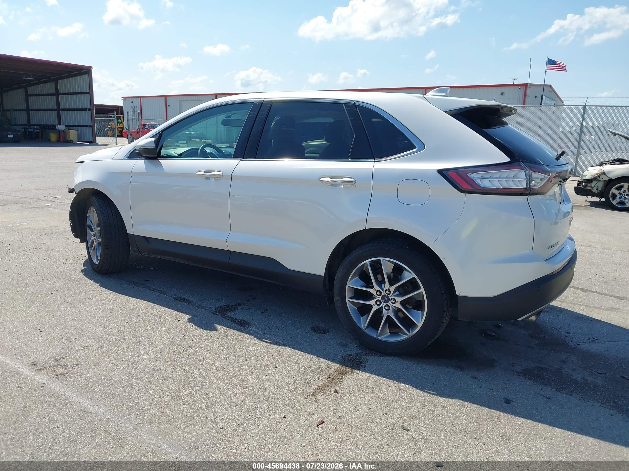 2015 Ford Edge Titanium White vin: 2FMTK4K8XFBC02929