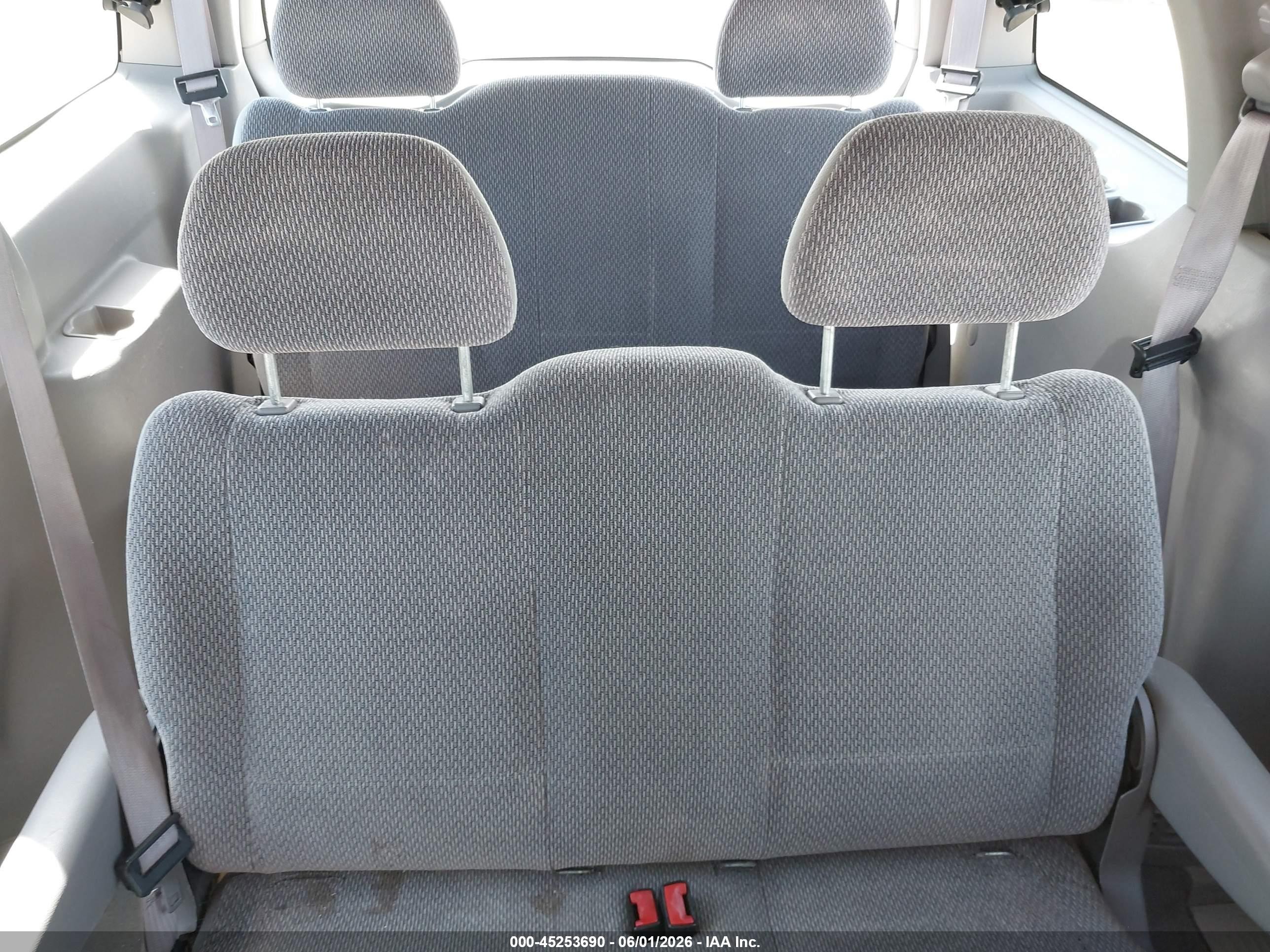 2002 Ford Windstar Lx Silver vin: 2FMZA50452BA03705