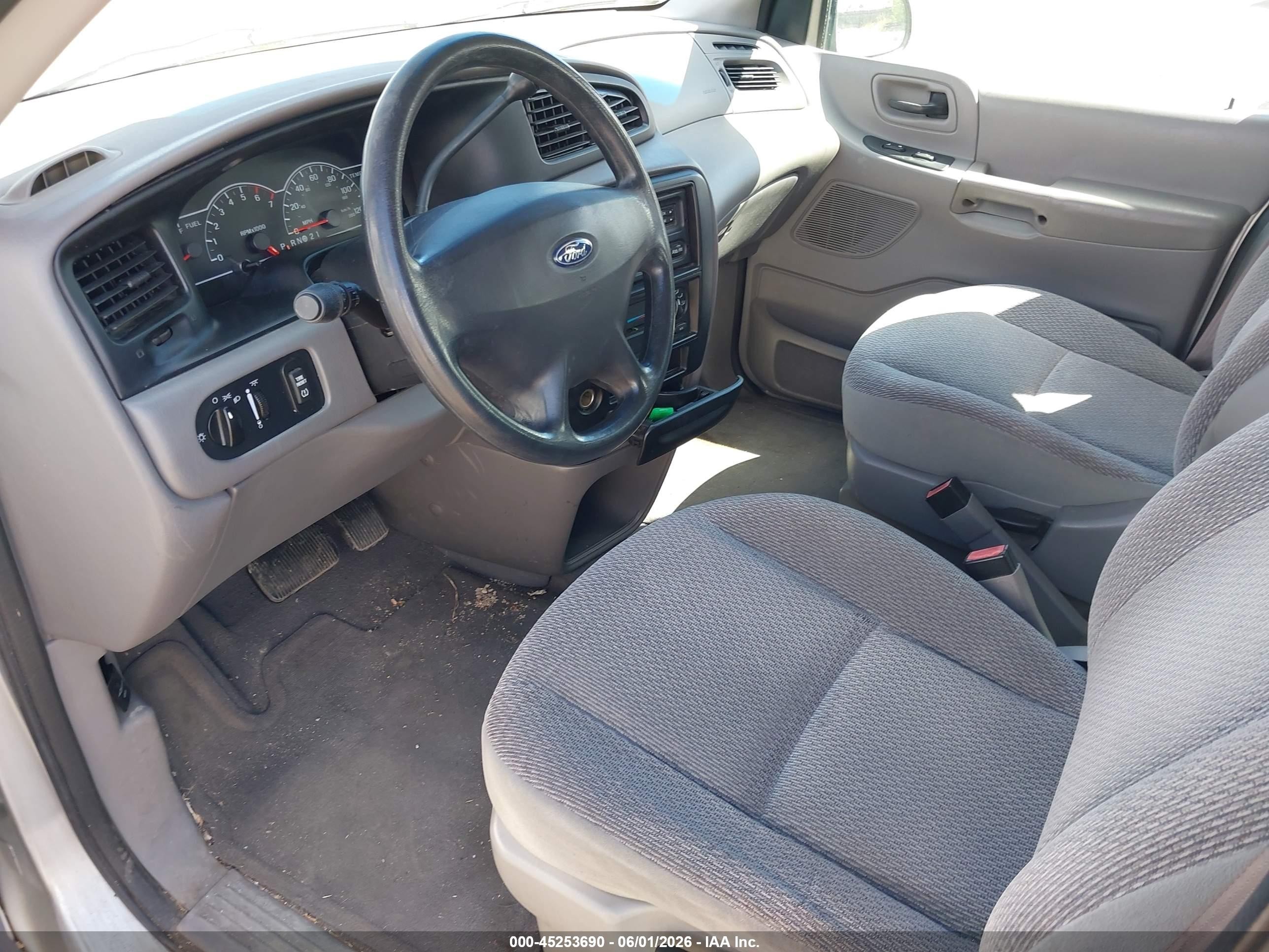 2002 Ford Windstar Lx Silver vin: 2FMZA50452BA03705