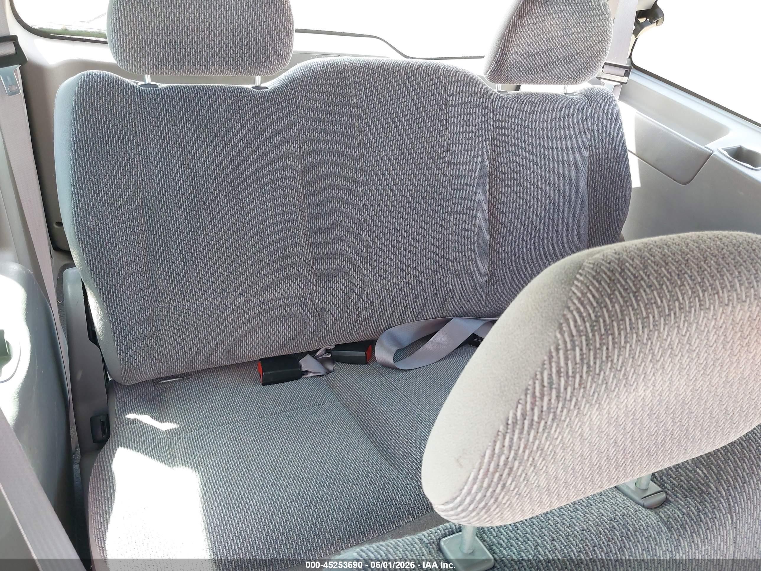 2002 Ford Windstar Lx Silver vin: 2FMZA50452BA03705