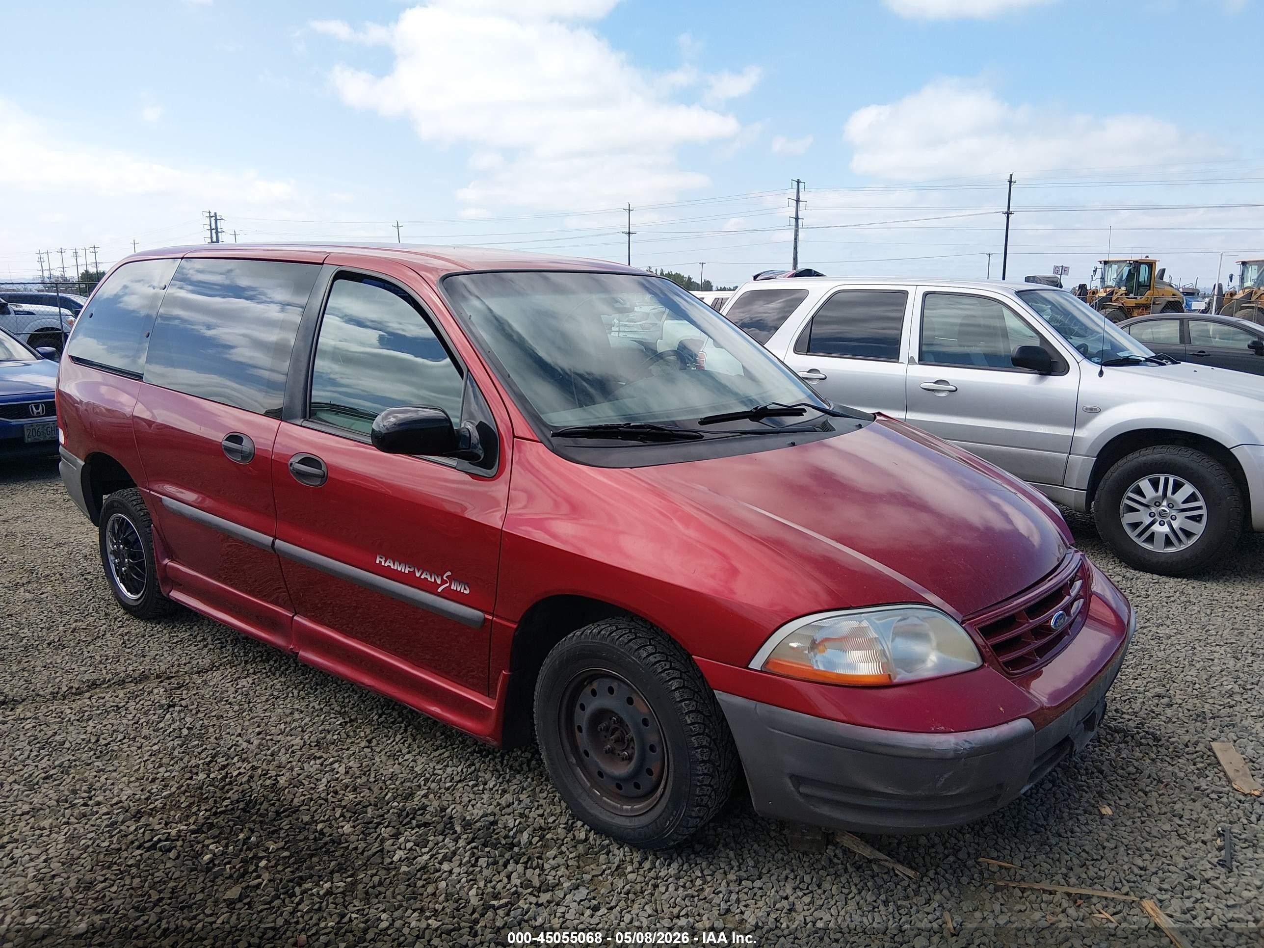 2000 Ford Windstar   Red vin: 2FMZA5048YBC28192