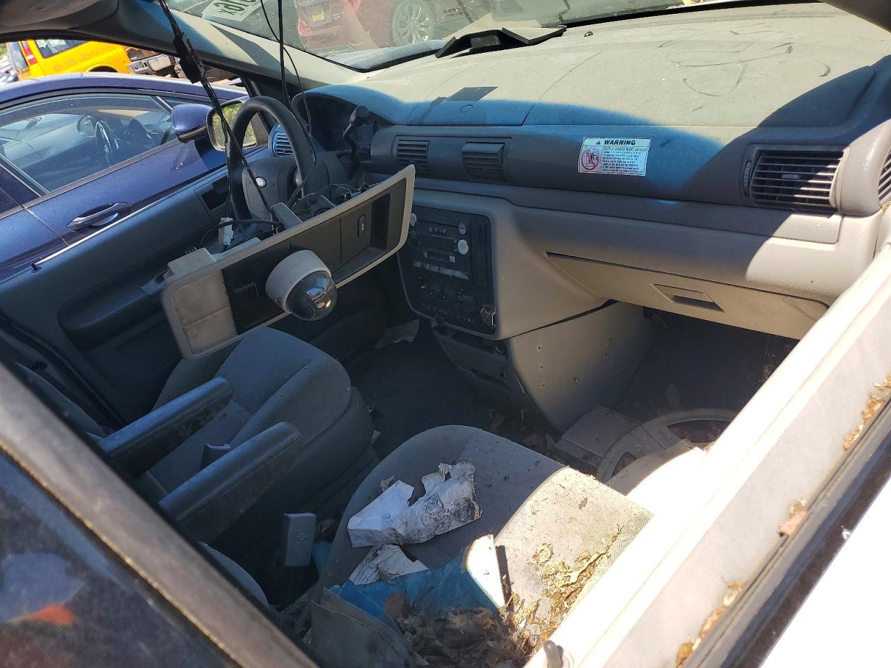 2005 Ford Freestar S White vin: 2FMZA50655BA90589