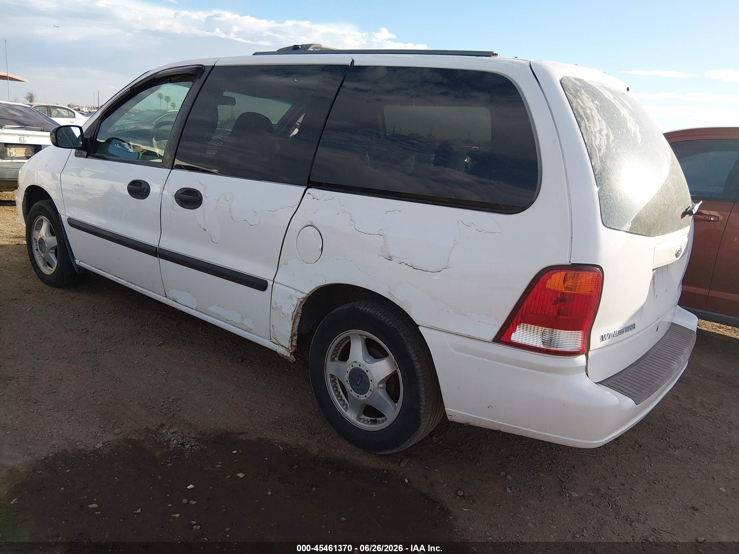2003 Ford Windstar Lx Белый vin: 2FMZA51413BA16600