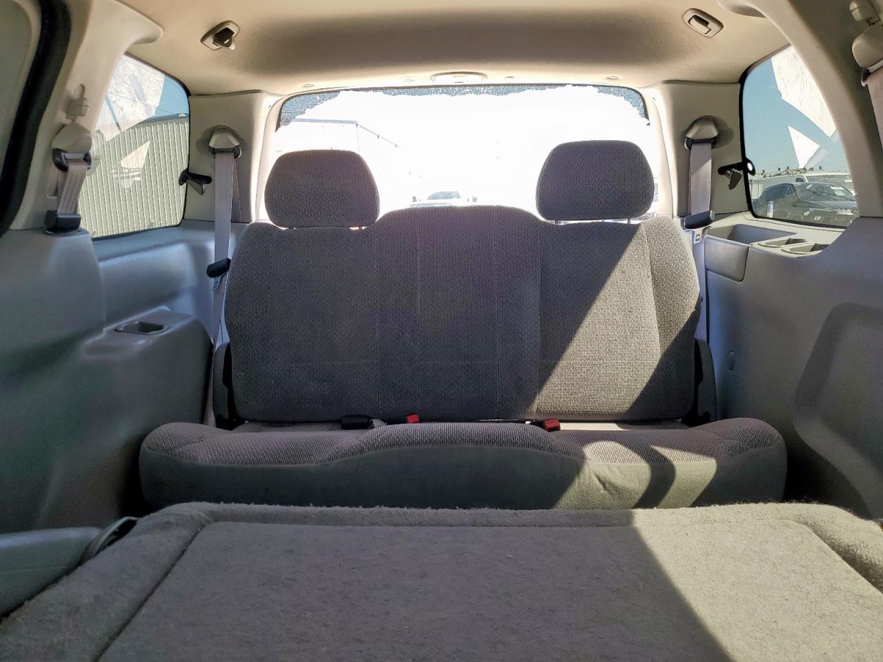 2000 Ford Windstar Lx Серебряный vin: 2FMZA5141YBB33570