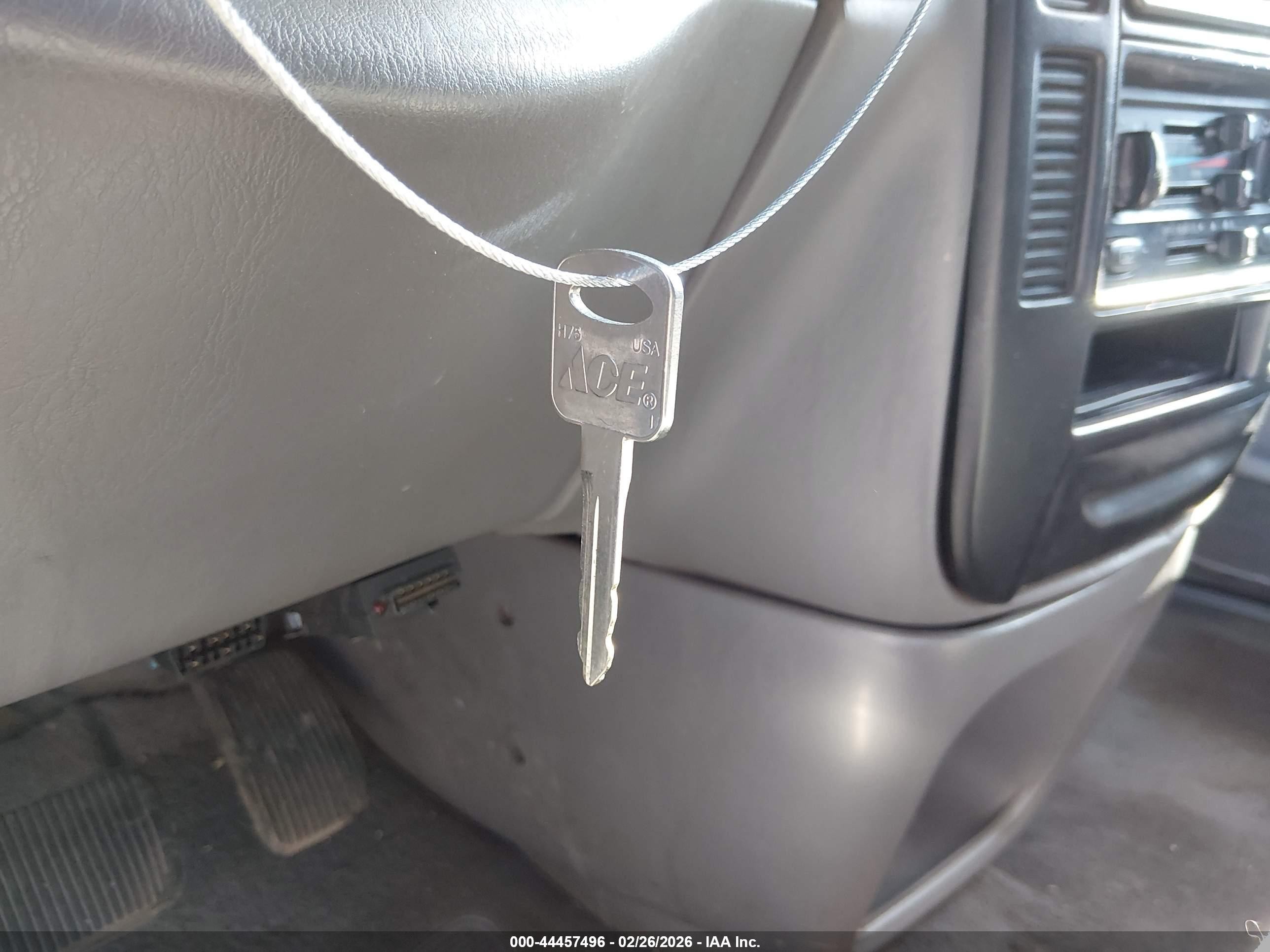 2000 Ford Windstar Lx Бордовый vin: 2FMZA5142YBB72362