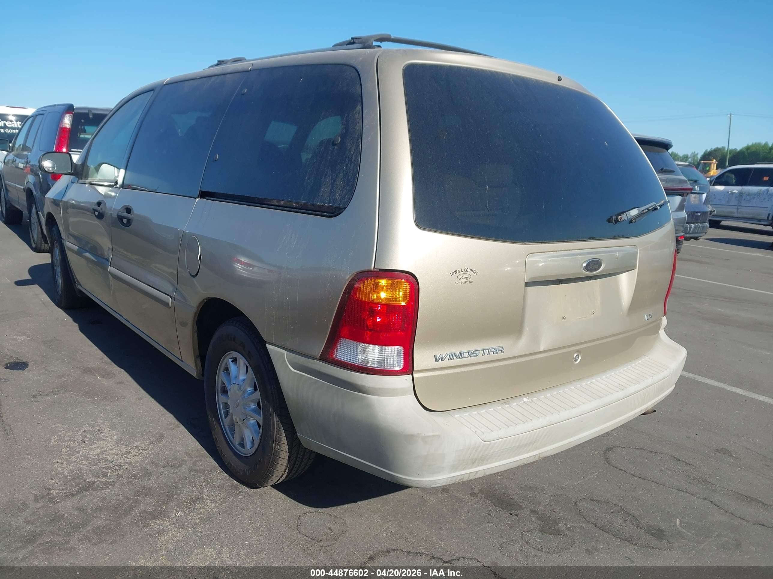 2000 Ford Windstar Lx Gold vin: 2FMZA5142YBC46752