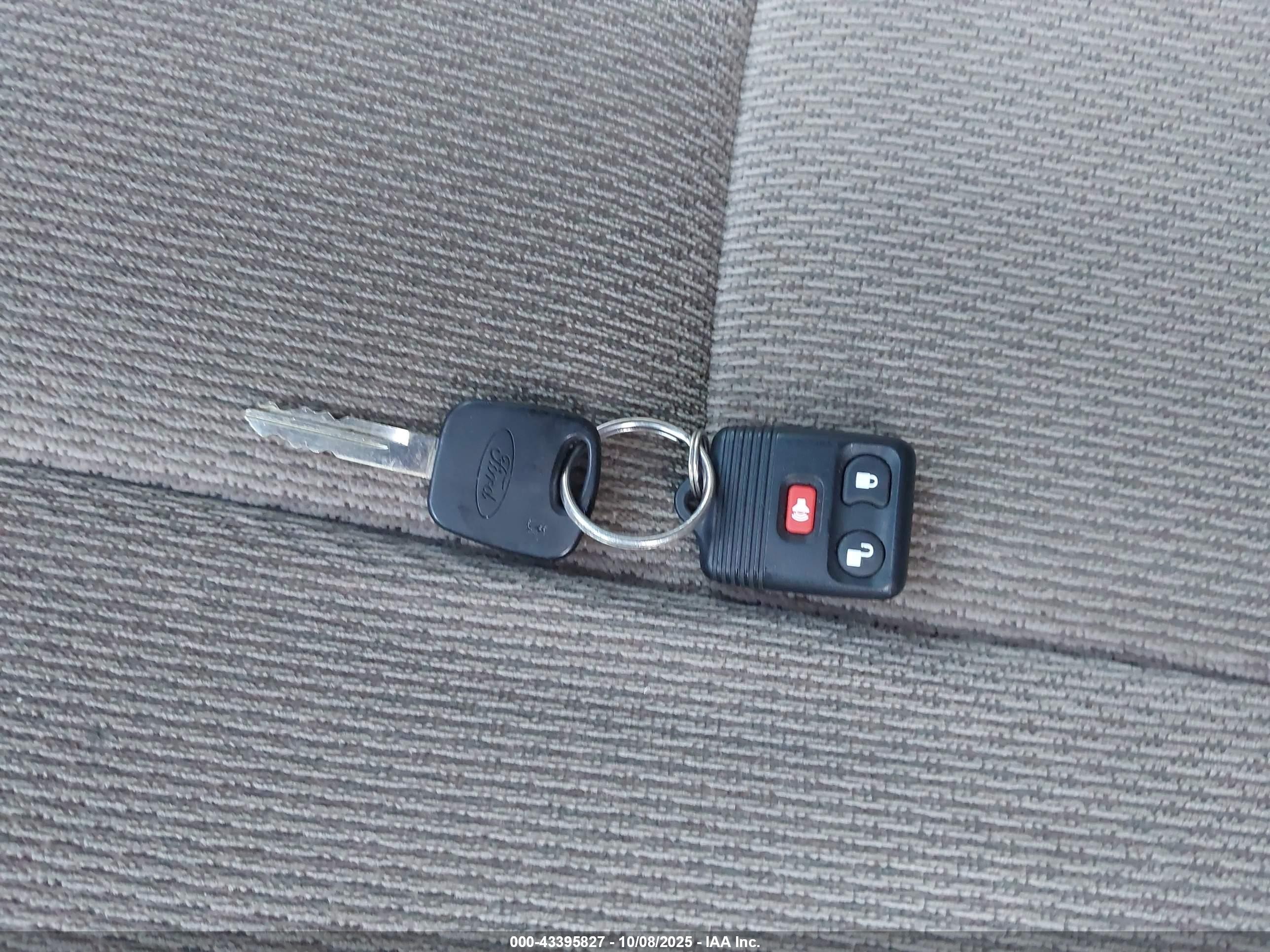 2000 Ford Windstar Lx Бежевый vin: 2FMZA5143YBA53266