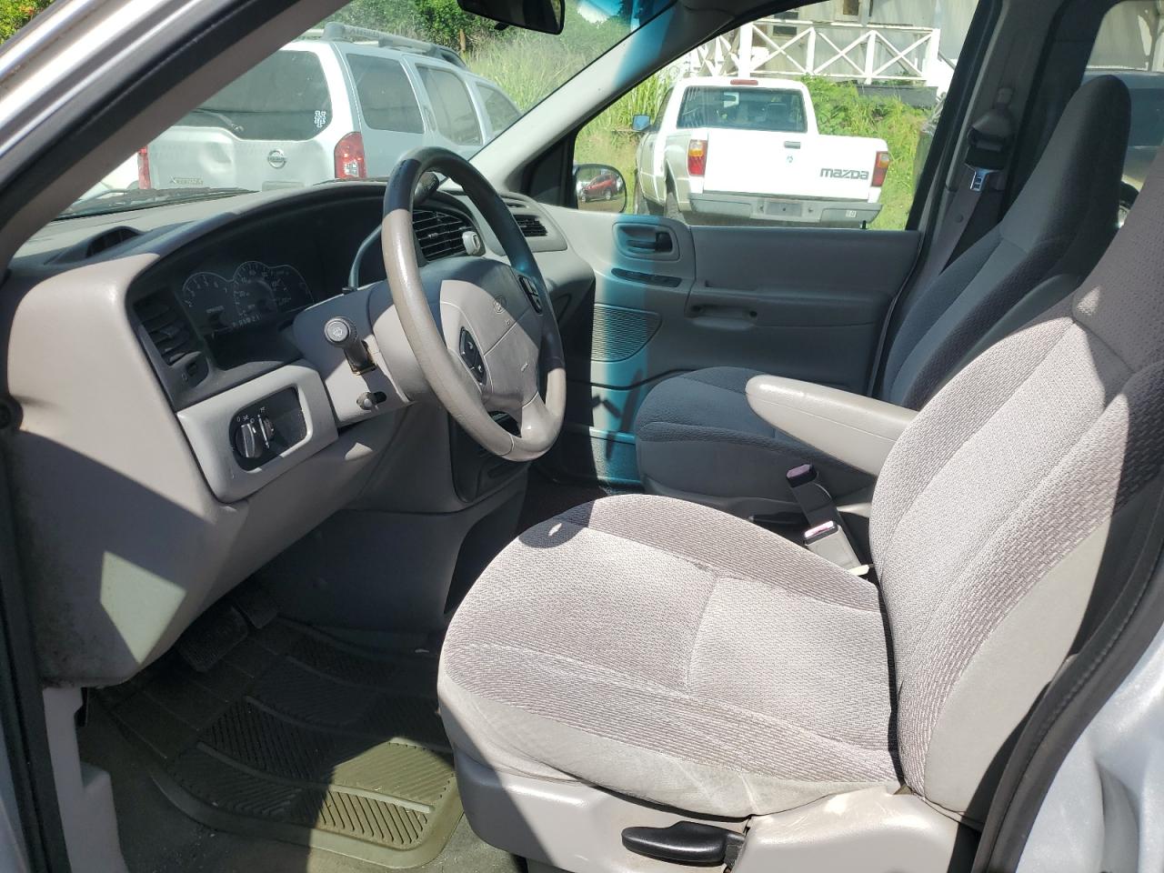 2000 Ford Windstar Lx Silver vin: 2FMZA5143YBA55566