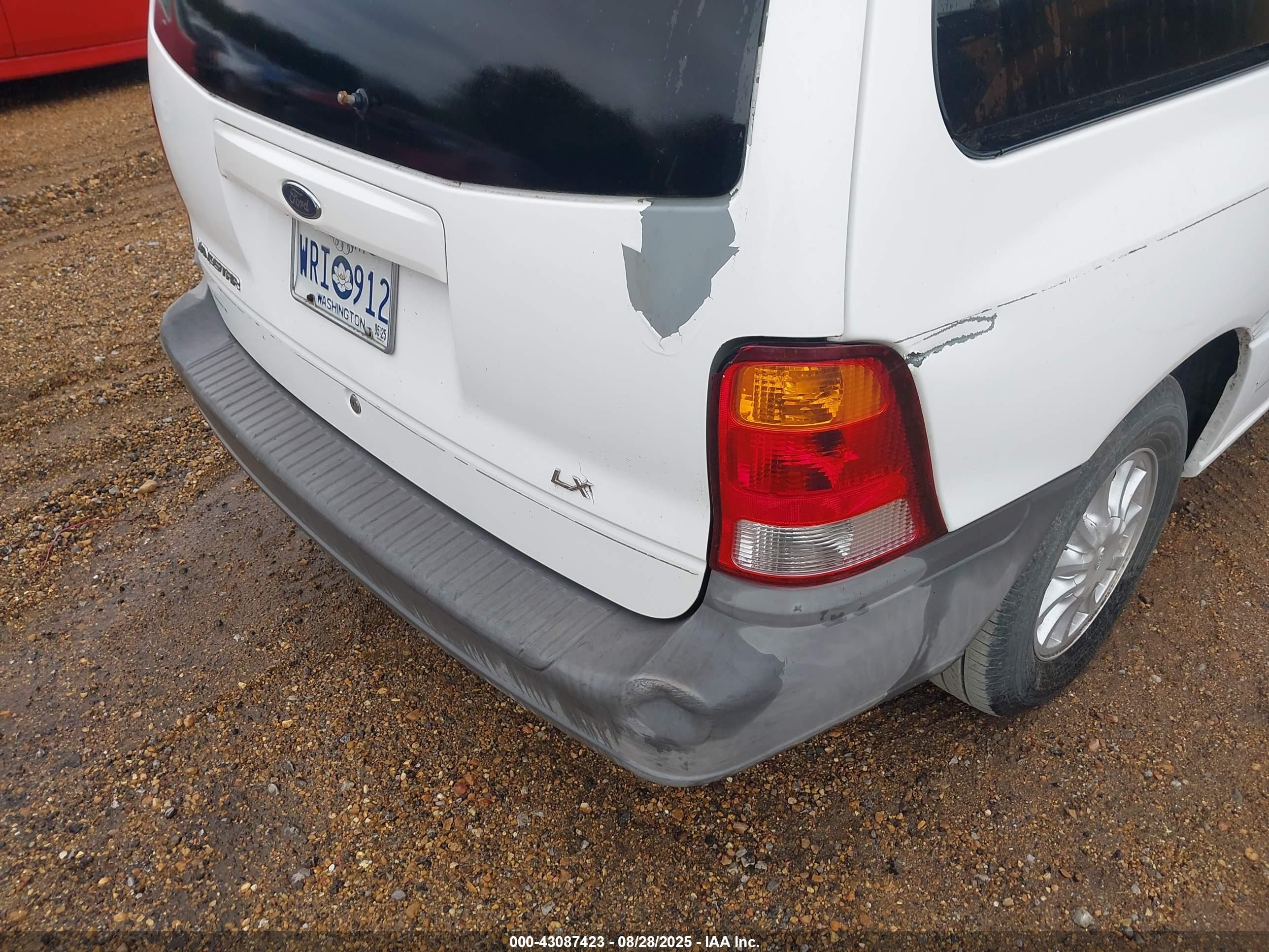 2001 Ford Windstar Lx White vin: 2FMZA51471BB27178