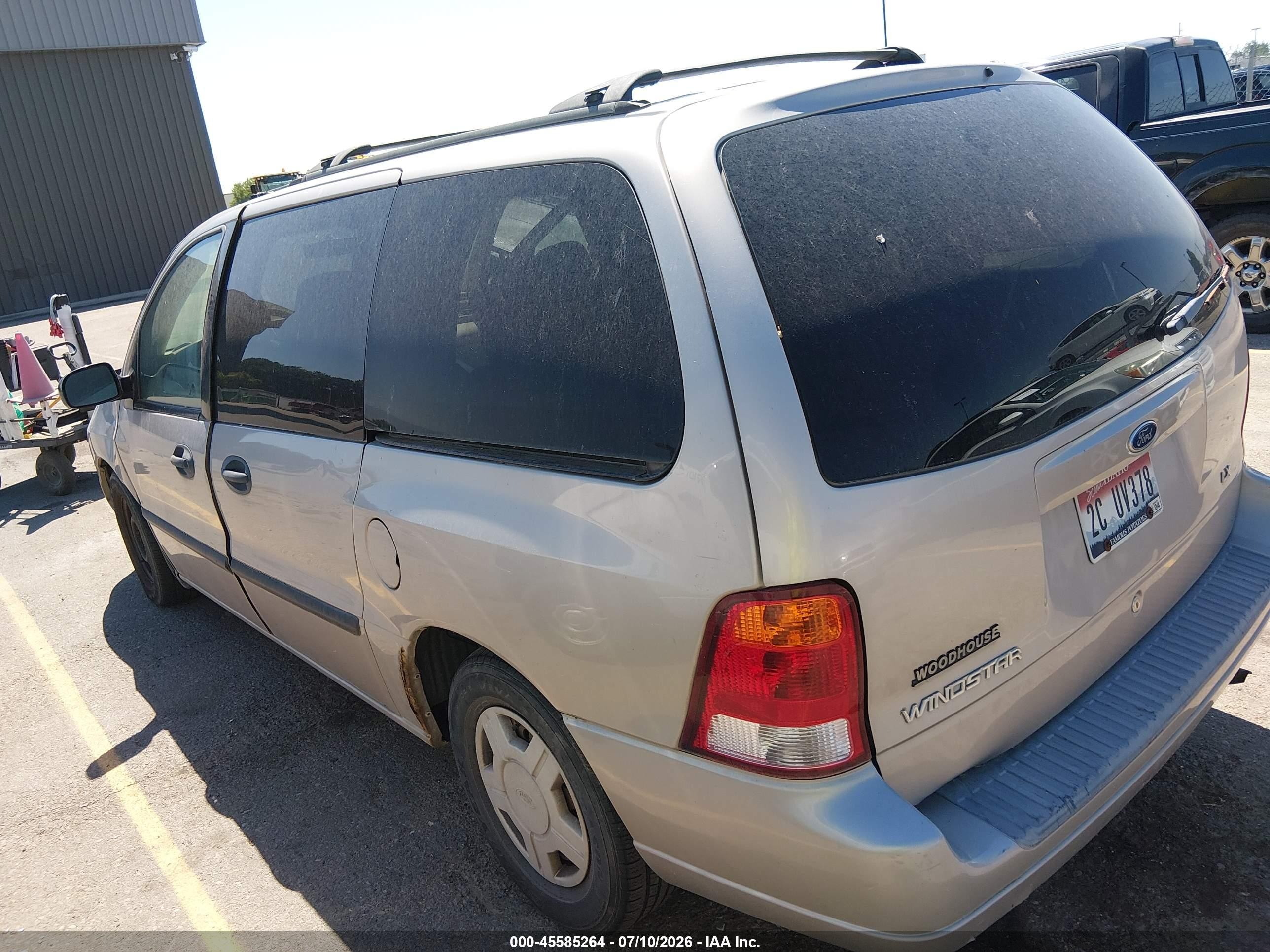 2002 Ford Windstar Lx Silver vin: 2FMZA51482BB36554
