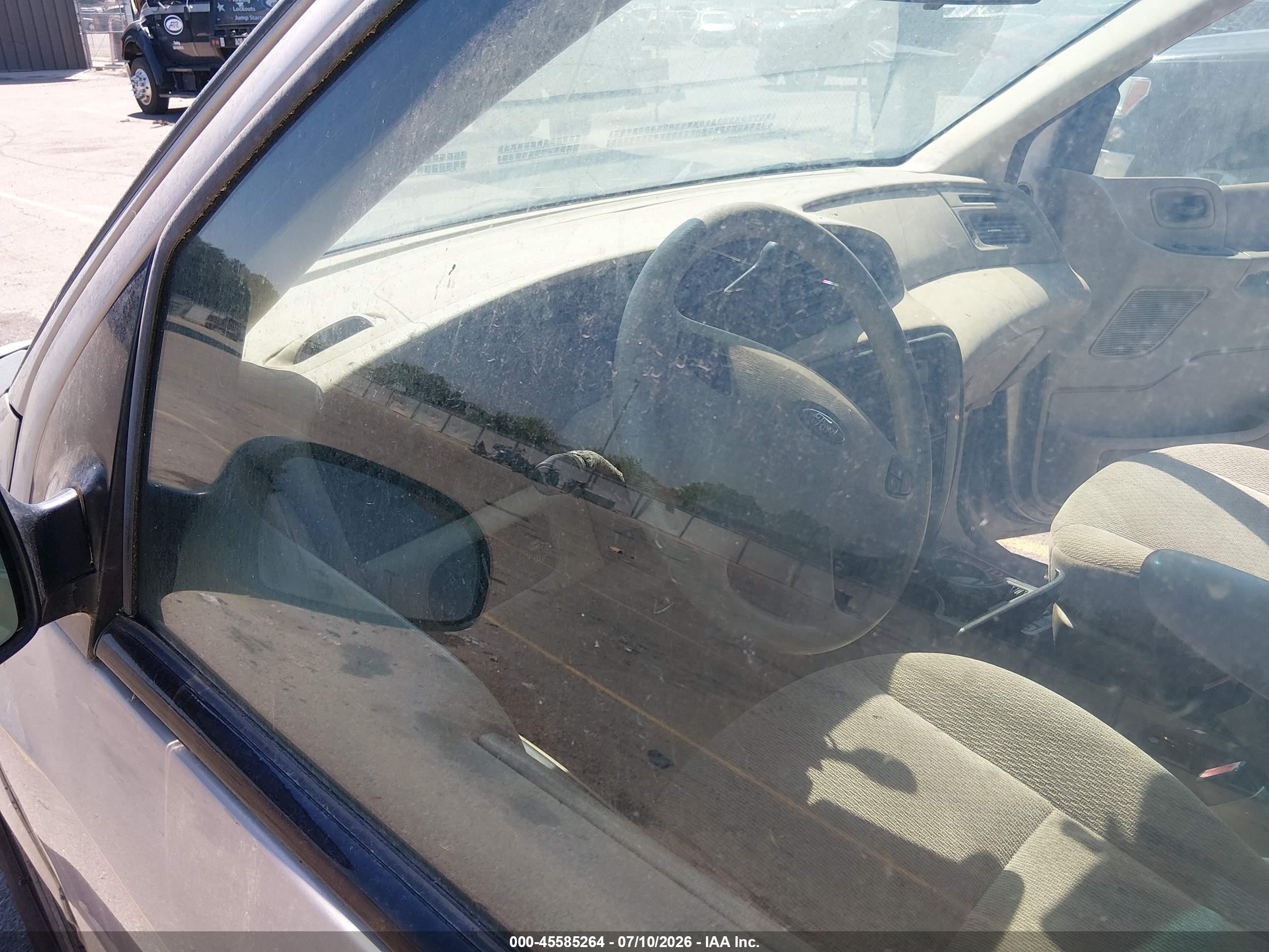 2002 Ford Windstar Lx Silver vin: 2FMZA51482BB36554