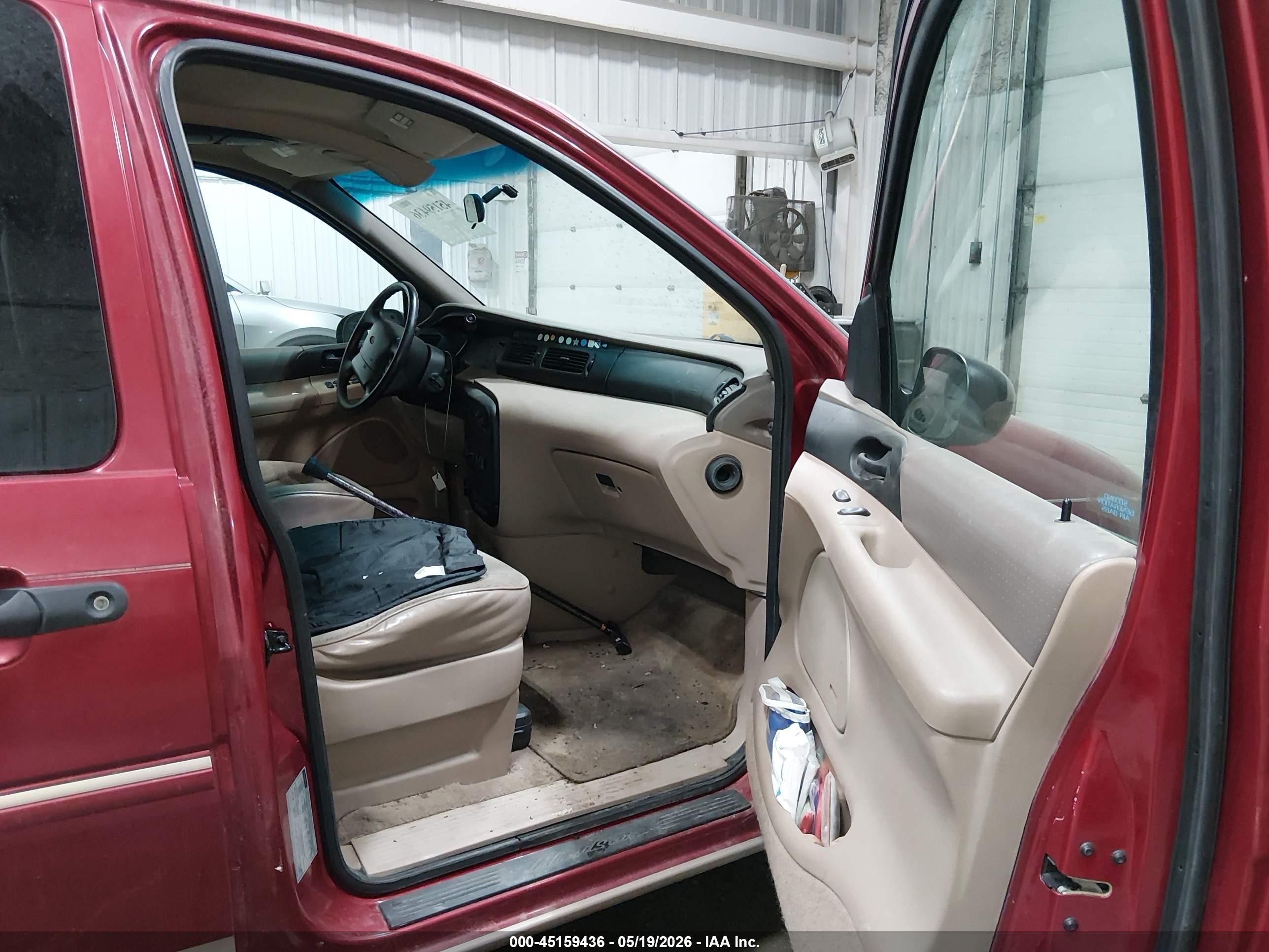1998 Ford Windstar Gl/limited/lx Red vin: 2FMZA5149WBE39638