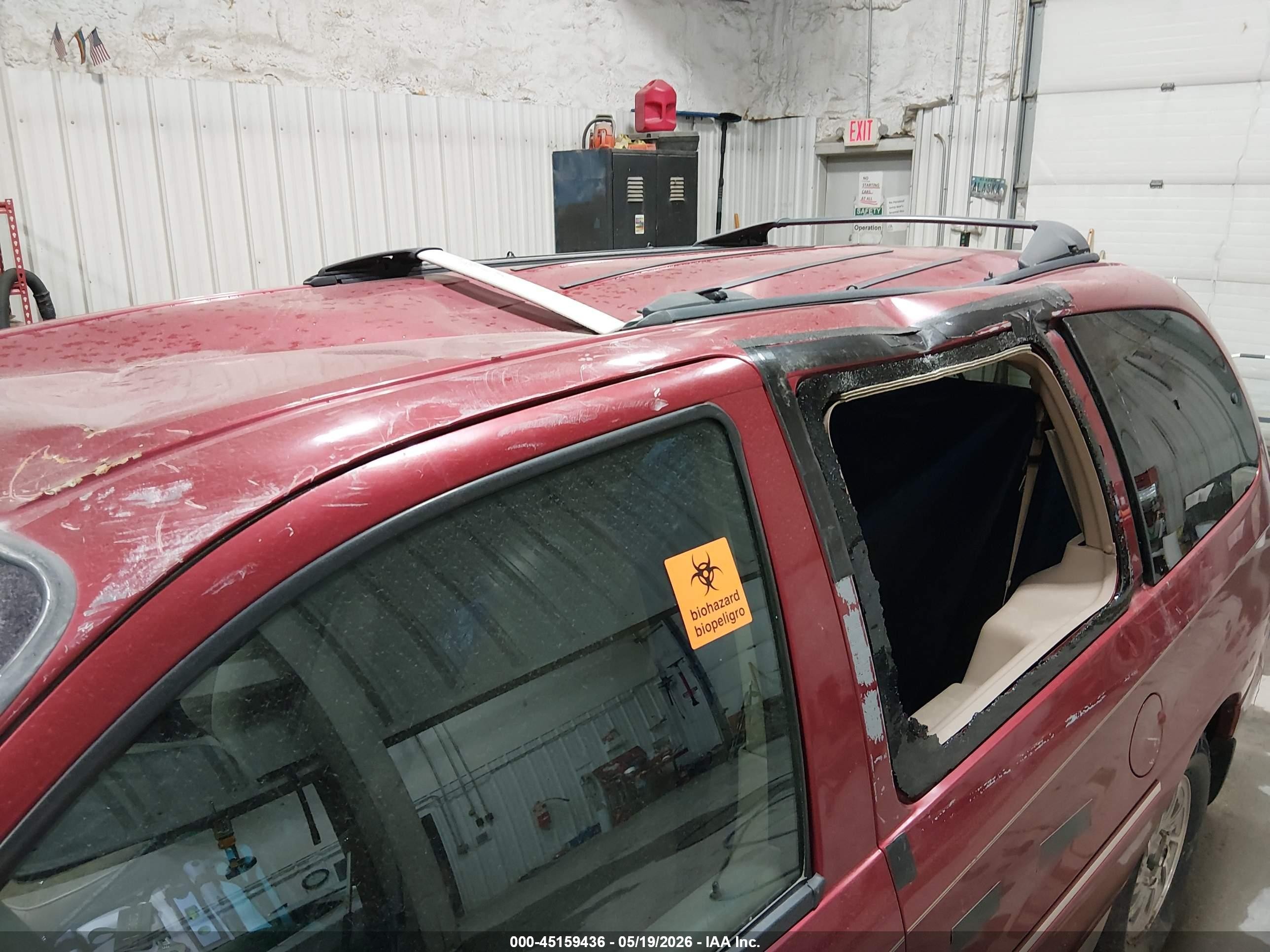1998 Ford Windstar Gl/limited/lx Red vin: 2FMZA5149WBE39638