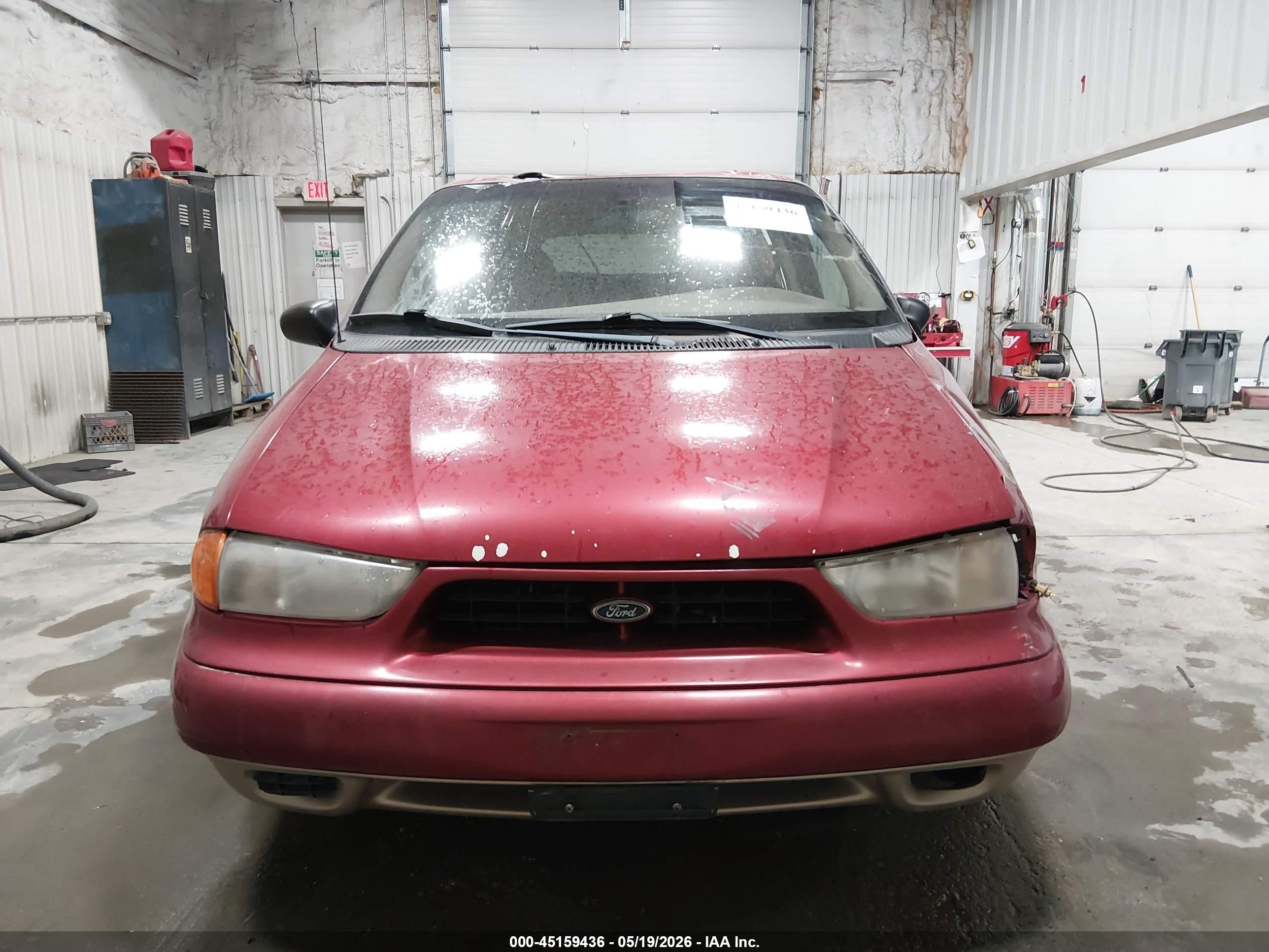 1998 Ford Windstar Gl/limited/lx Red vin: 2FMZA5149WBE39638
