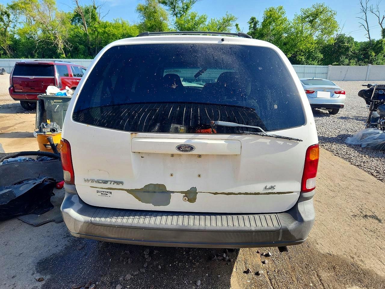 2000 Ford Windstar Lx White vin: 2FMZA5149YBA51120